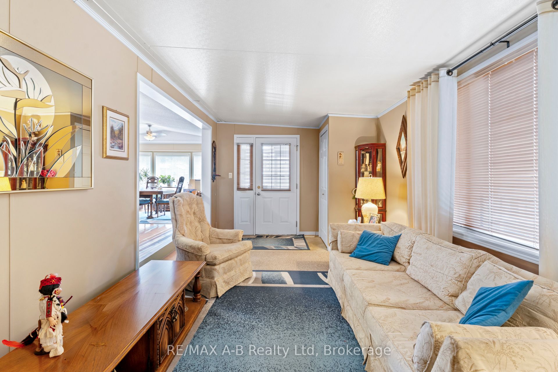 316489 31st Line 936 Property Photo 3