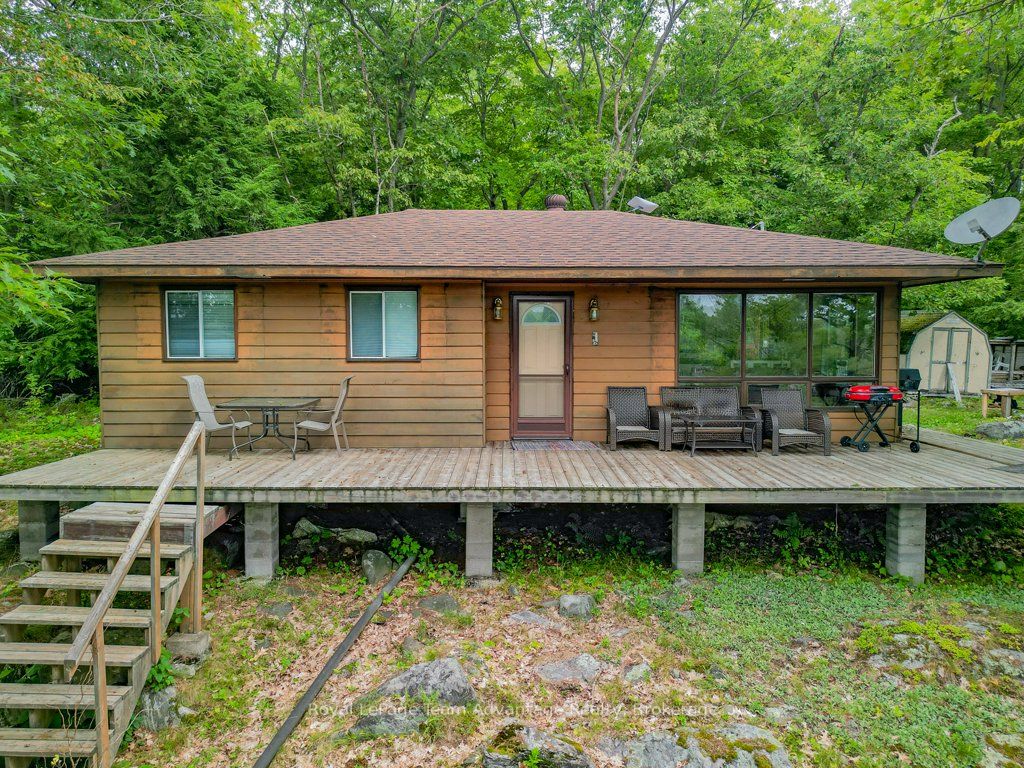 32 Island 65c Property Photo 5