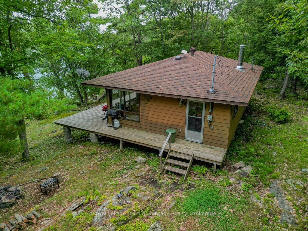 32 Island 65c Property Photo 38