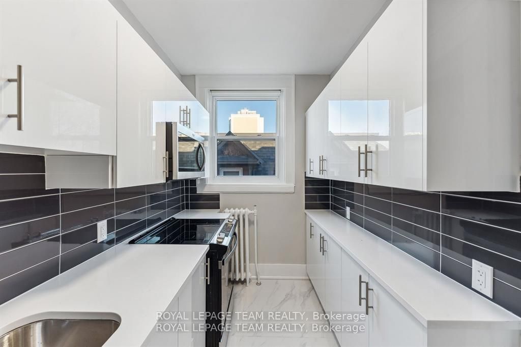 407 Elgin Street 30 Property Photo 15