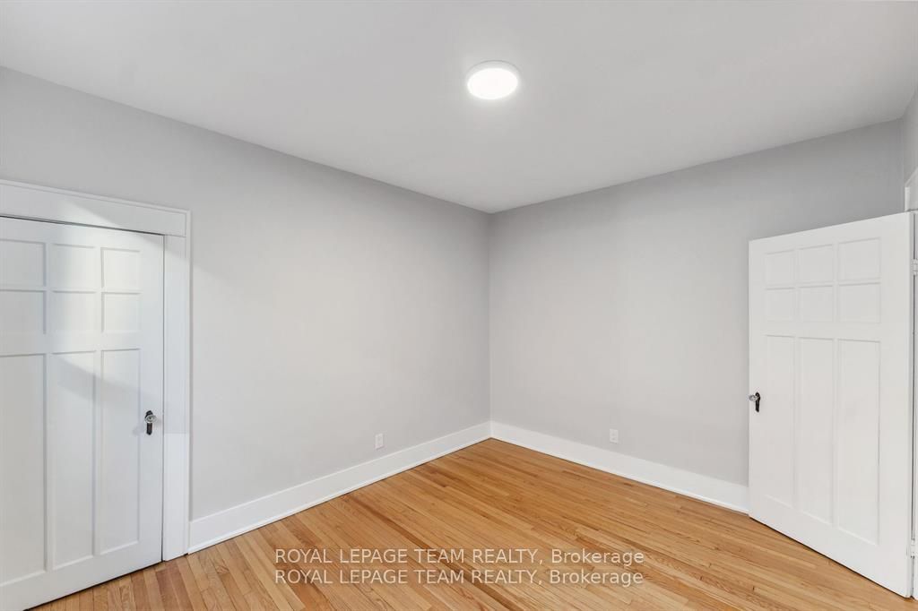 407 Elgin Street 30 Property Photo 26