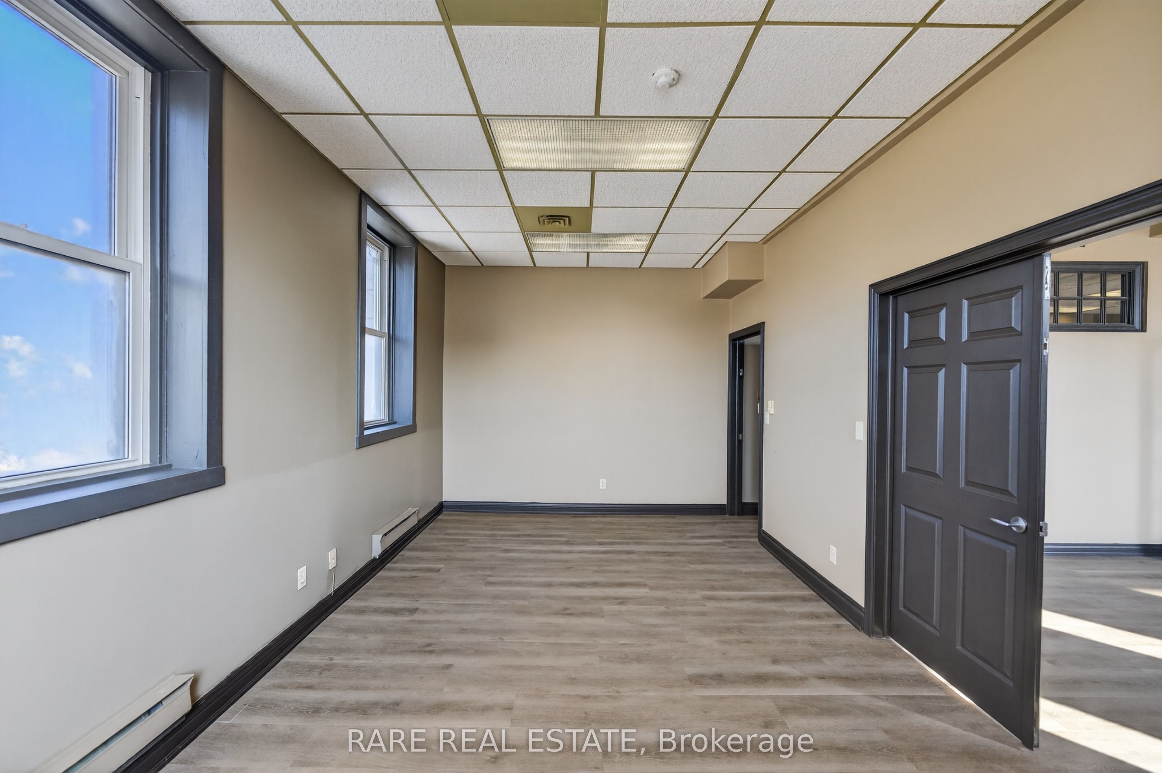 4190 Bridge Street Property Photo 10
