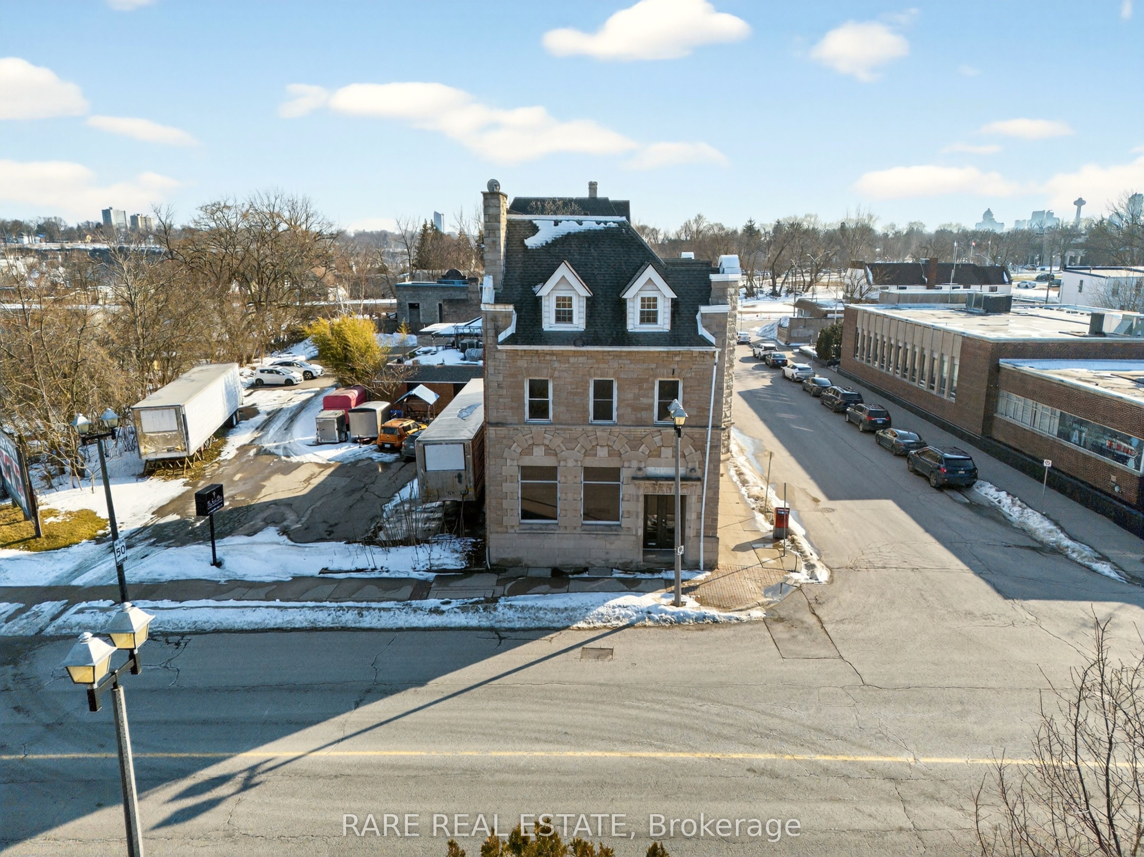 4190 Bridge Street Property Photo 14