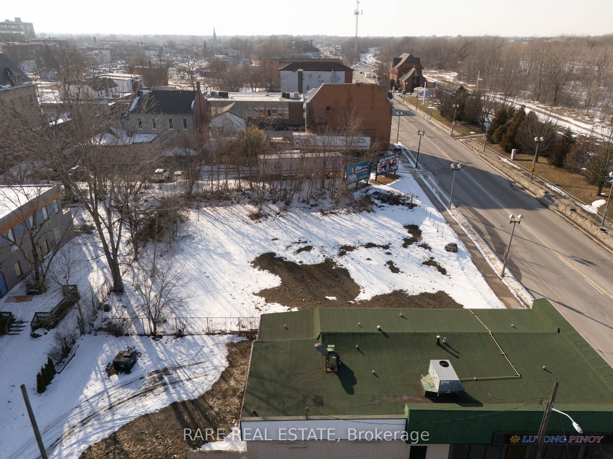 4152 Bridge Street Property Photo 5