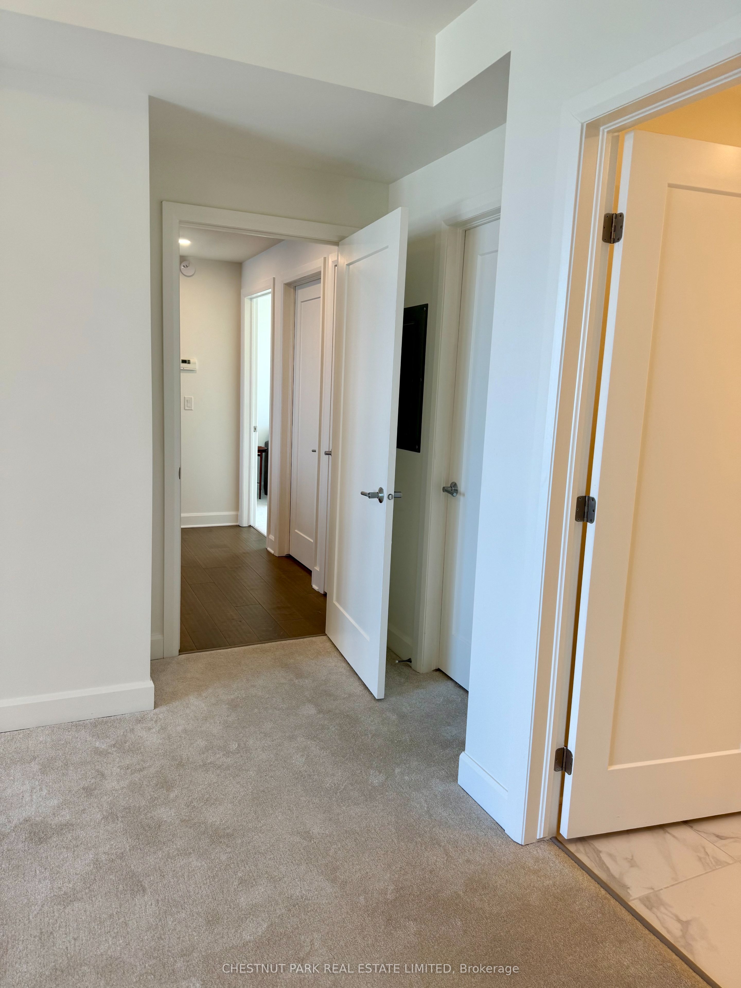 129b South Street 317 Property Photo 17
