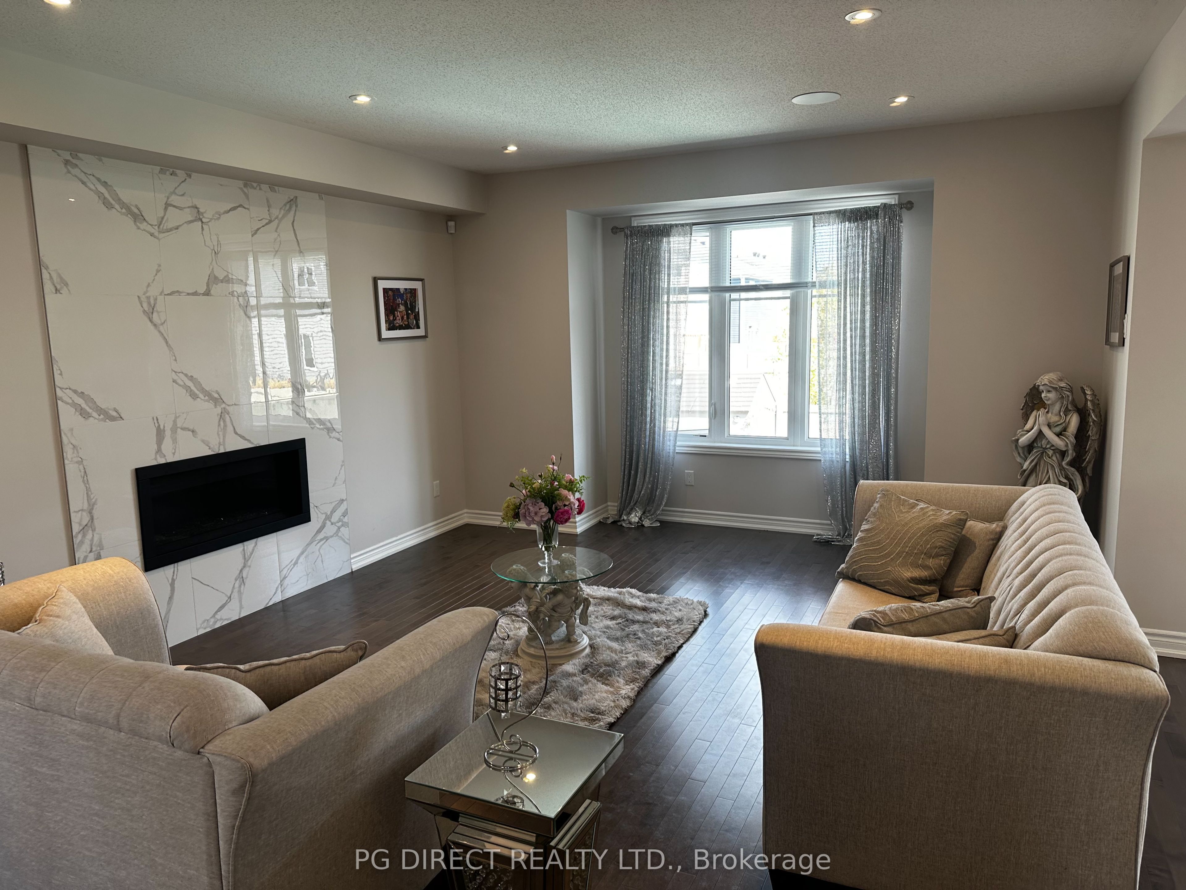 260 Meynell Road Property Photo 7