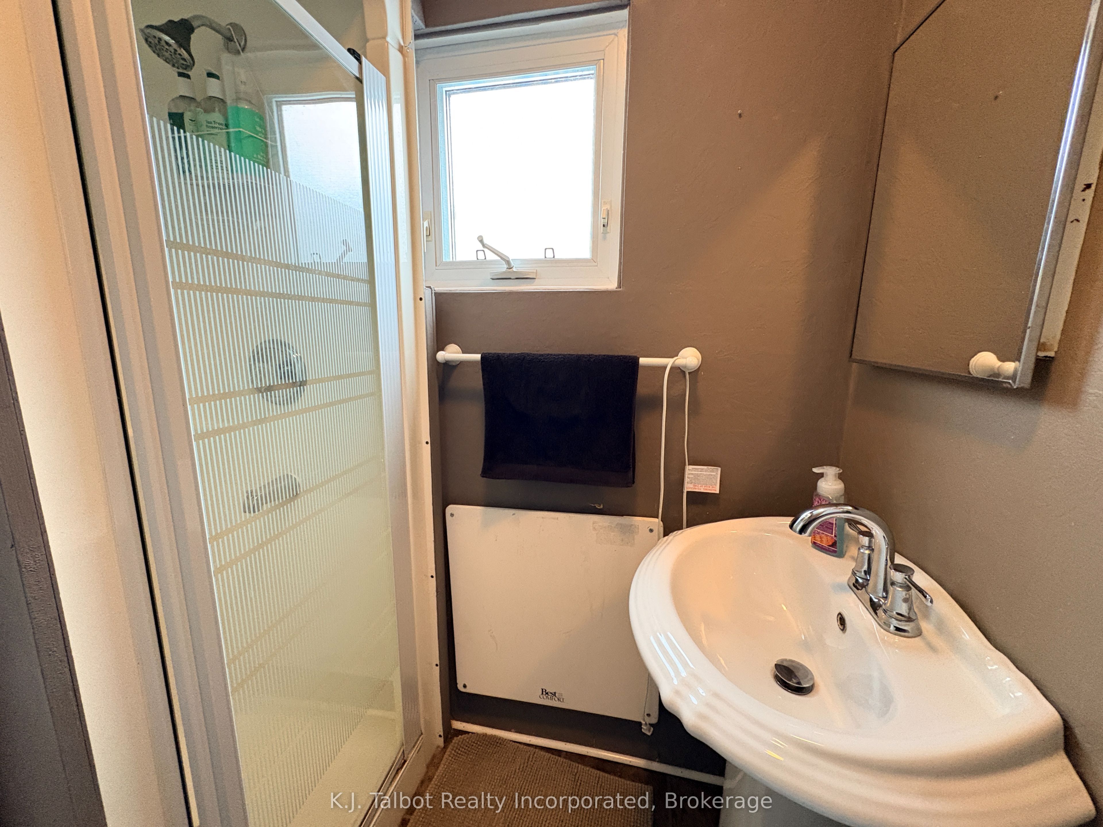 9 Ravine Park Road N Property Photo 15