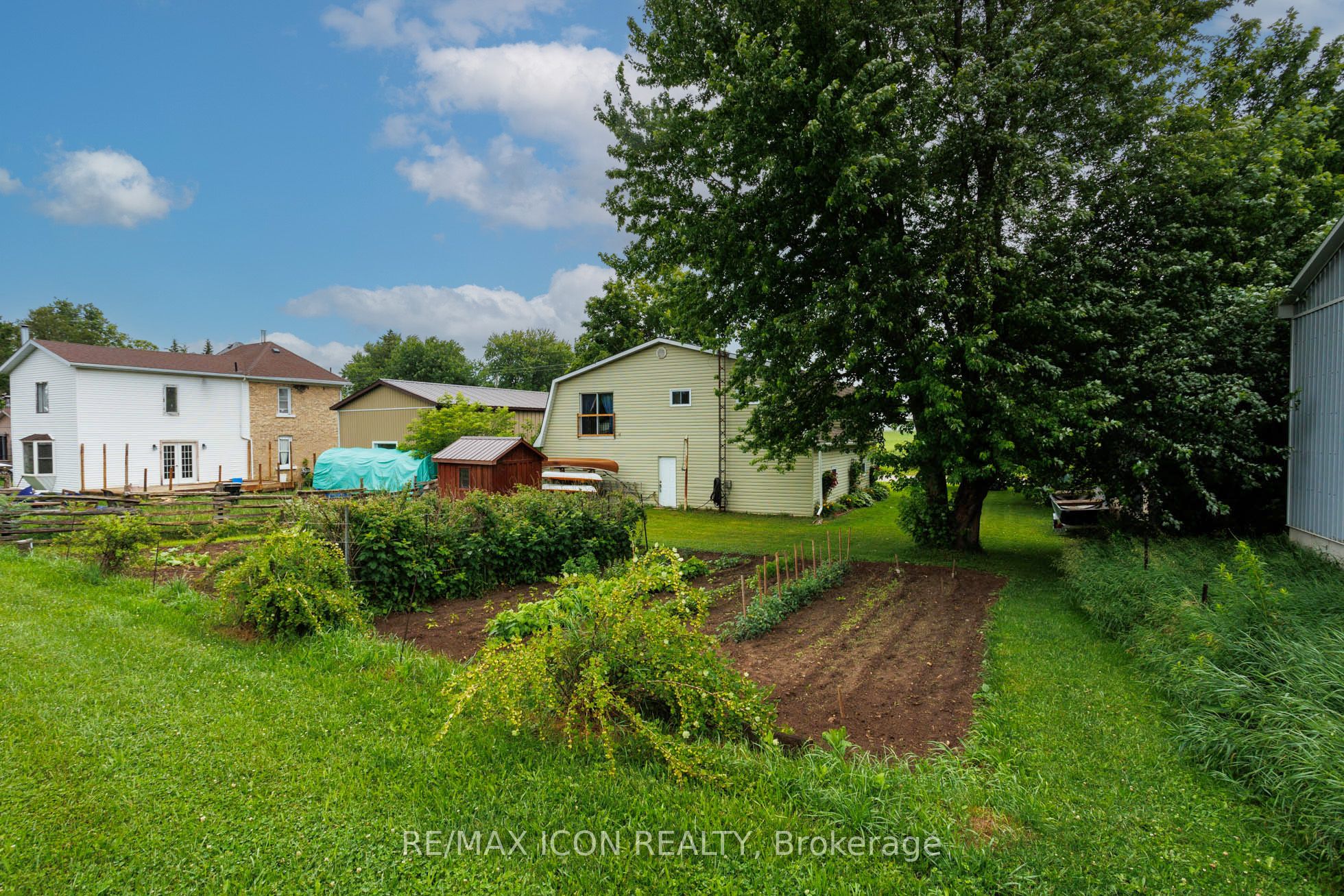392008 Main Street County Road 109 Road Property Photo 46