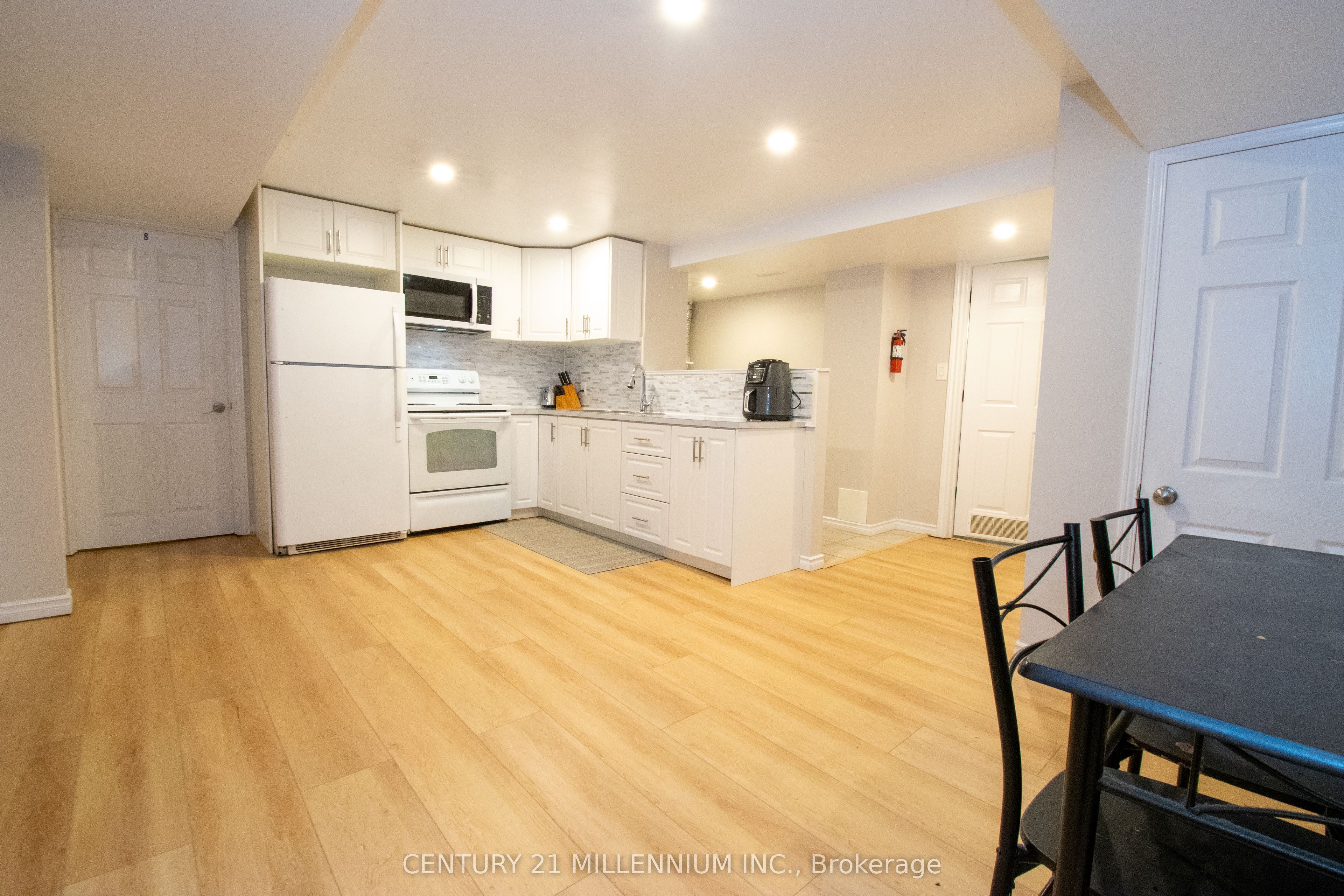 3 College Park Drive Property Photo 25