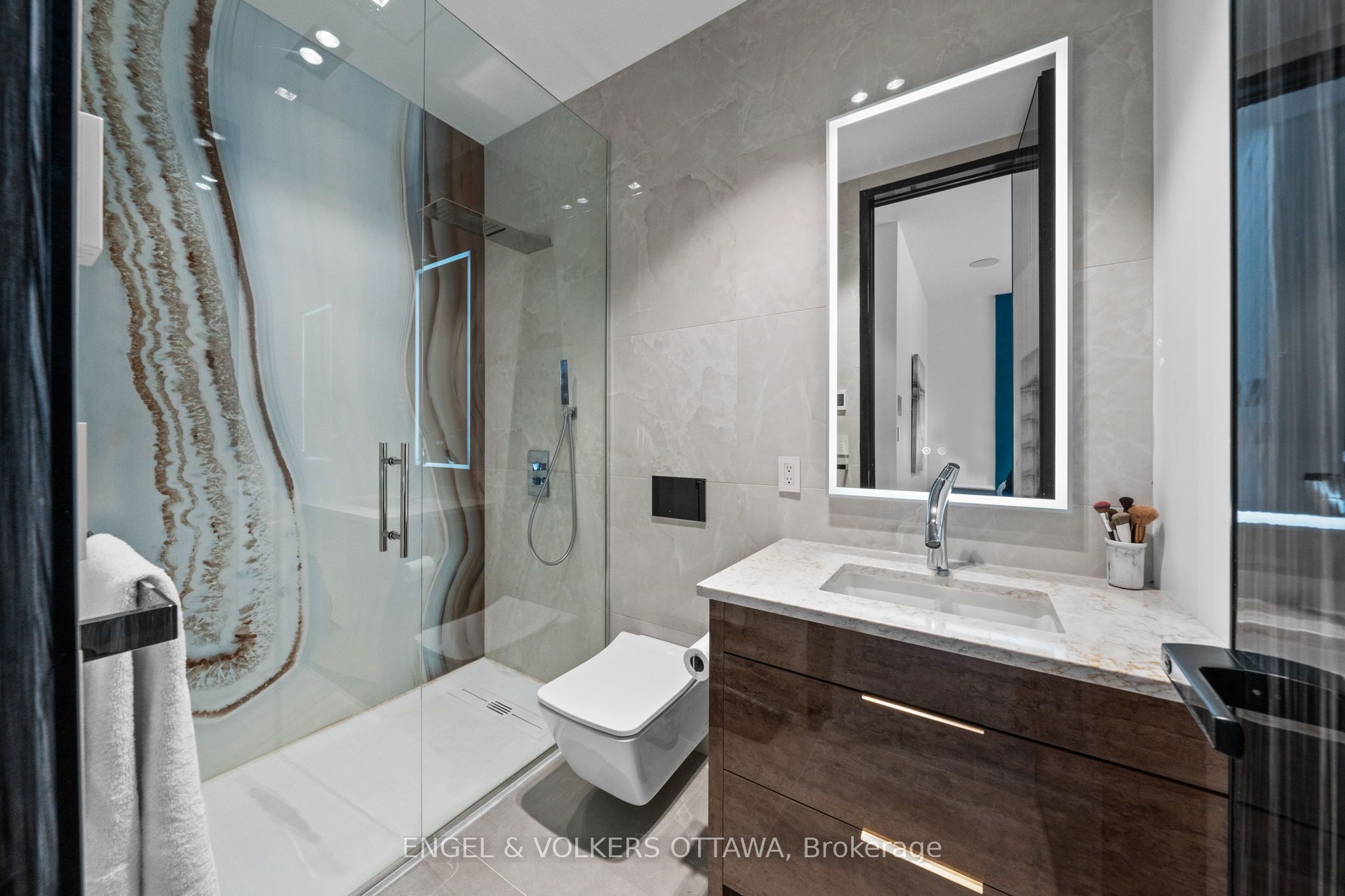 1 Delong Drive Property Photo 40