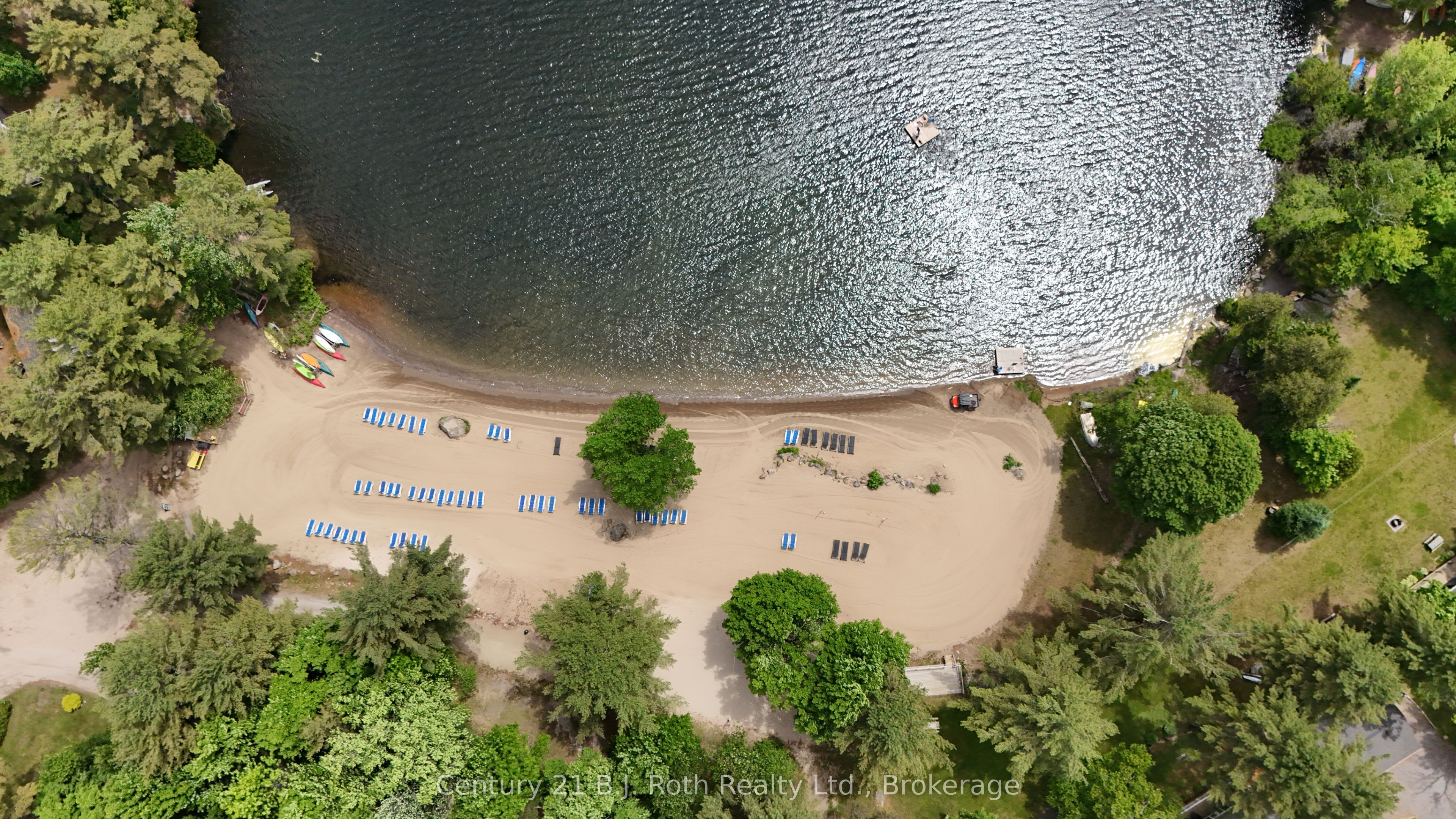 439 Springwater Crescent Property Photo 6