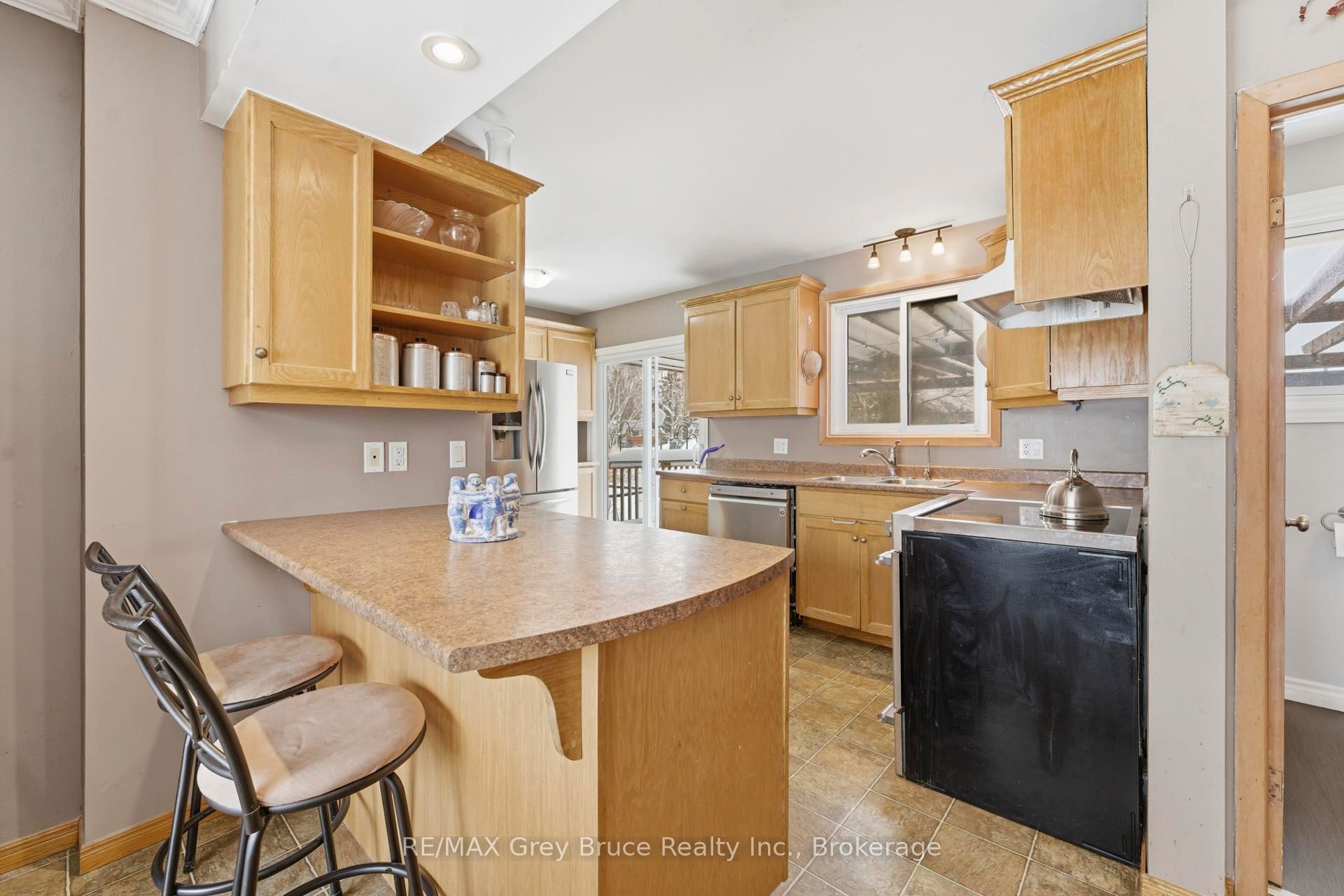 235 5th Avenue Property Photo 4