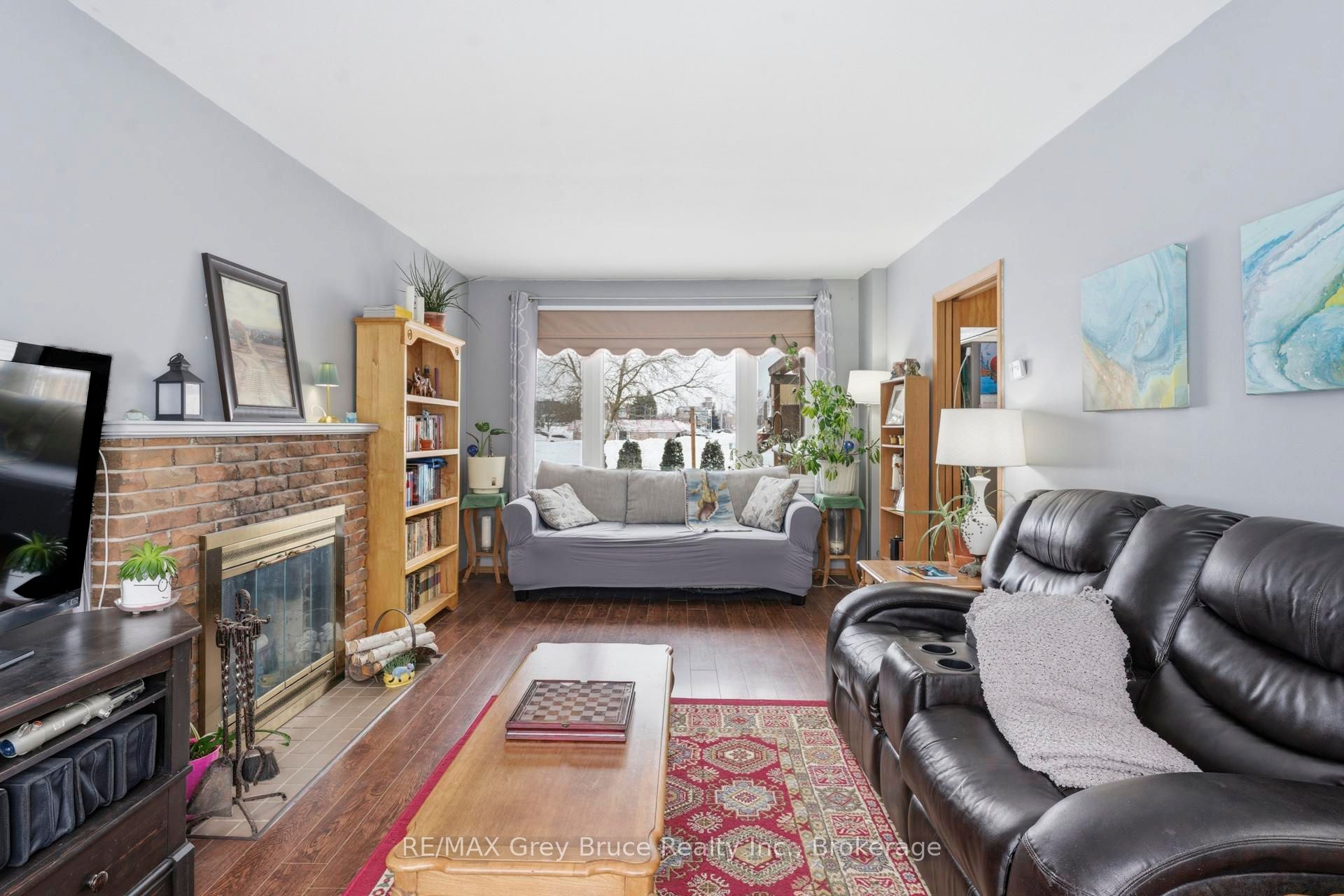 235 5th Avenue Property Photo 10