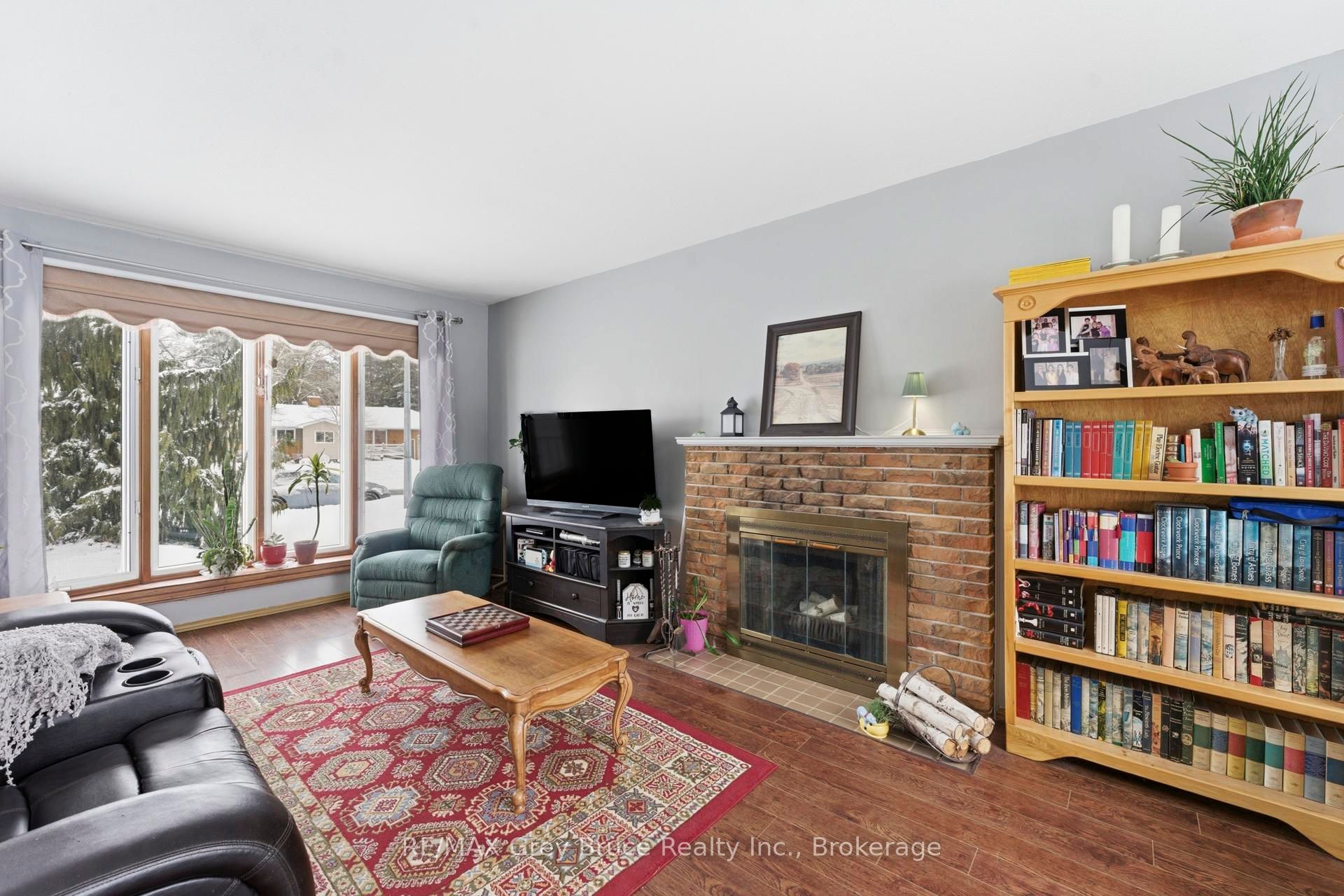 235 5th Avenue Property Photo 11