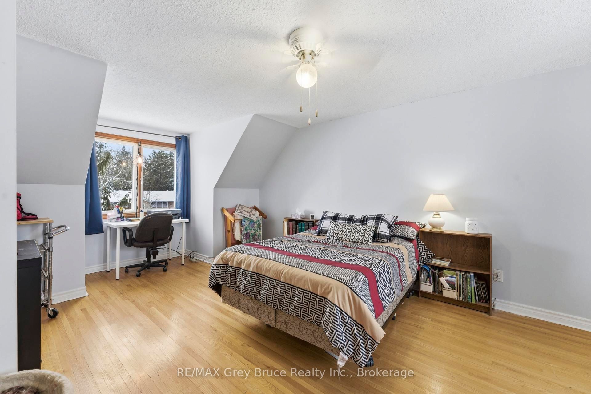 235 5th Avenue Property Photo 18