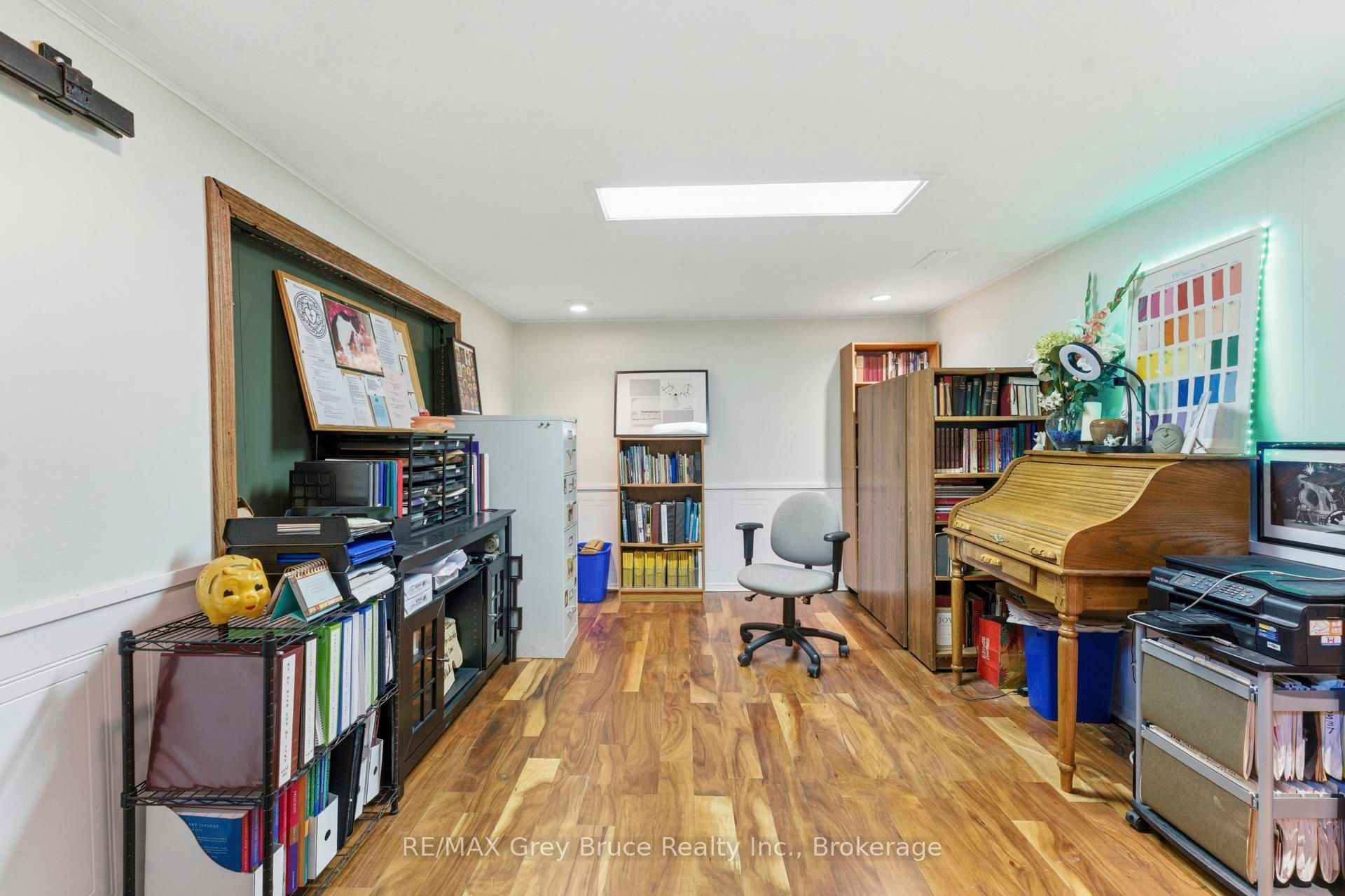 235 5th Avenue Property Photo 23