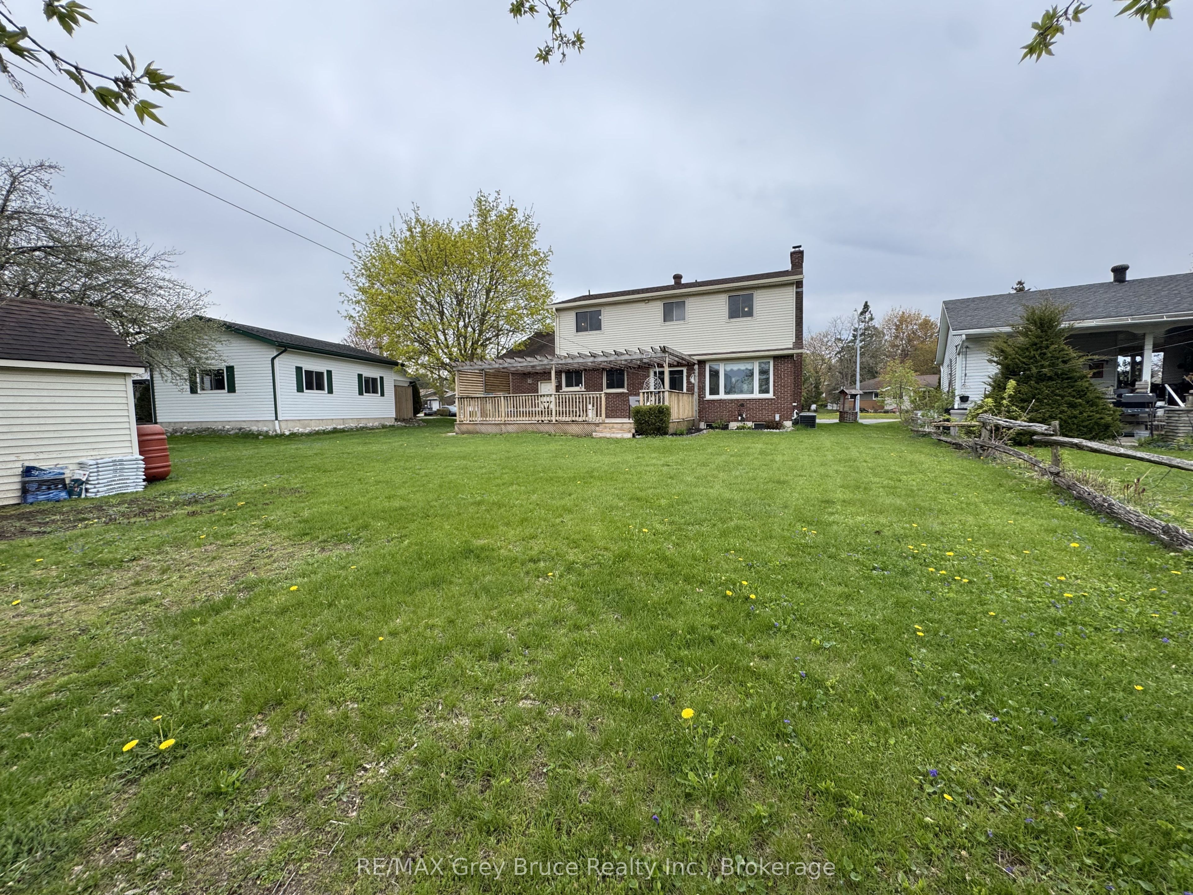235 5th Avenue Property Photo 30