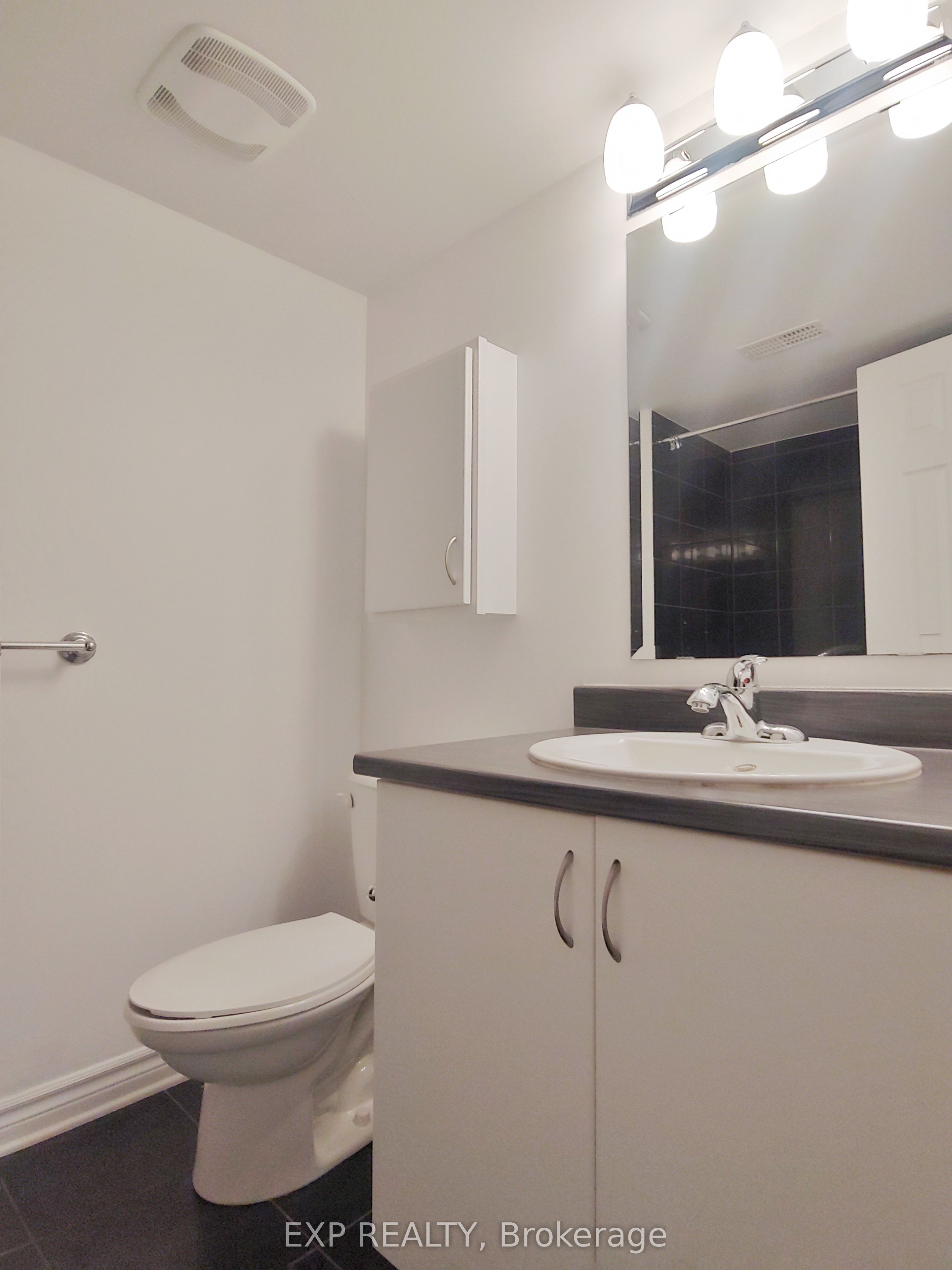 605 Chapman Mills Drive B Property Photo 16