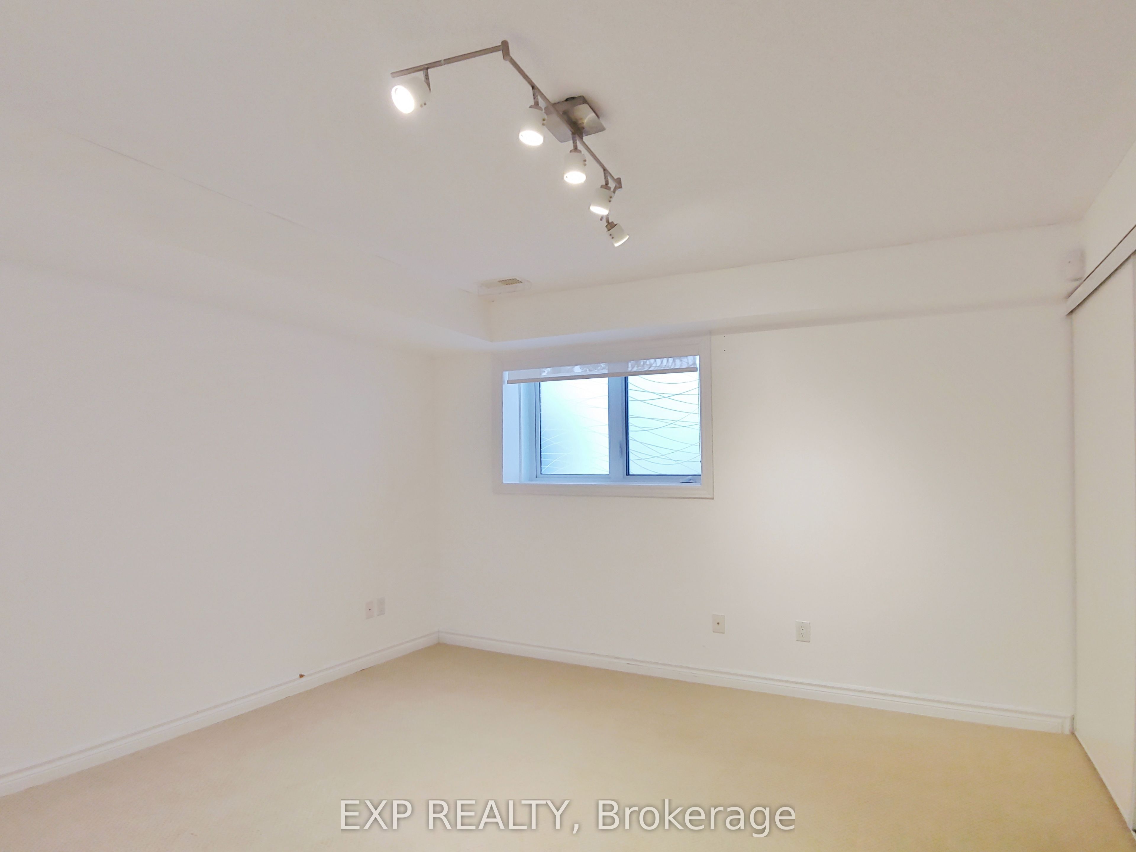 605 Chapman Mills Drive B Property Photo 19