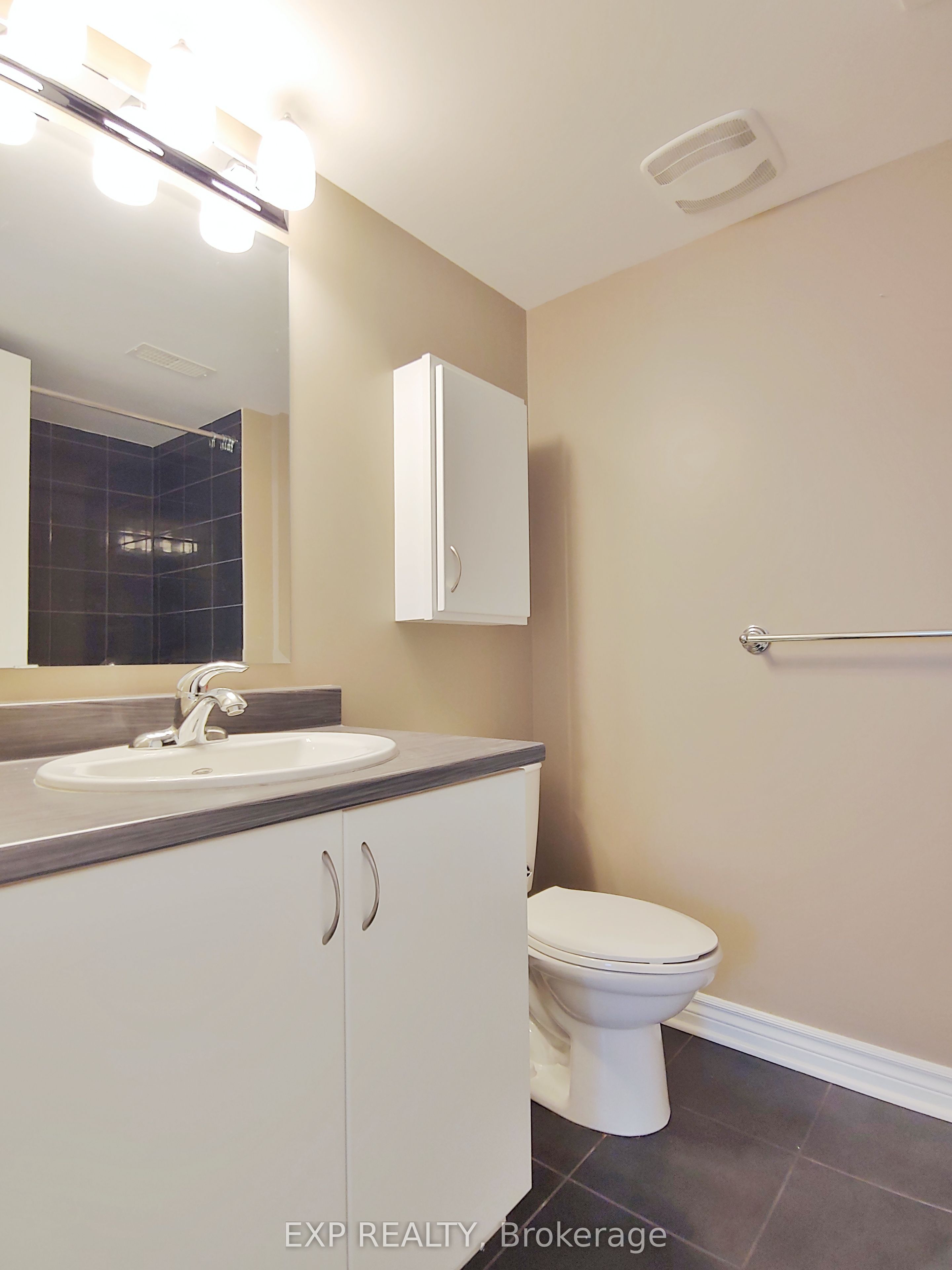 605 Chapman Mills Drive B Property Photo 22