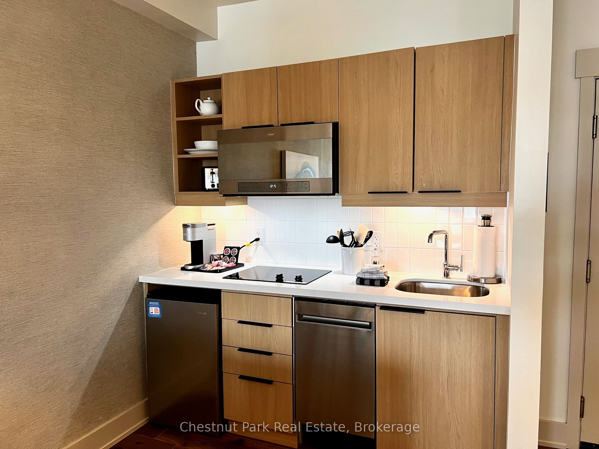 190 Jozo Weider Boulevard 412 Property Photo 18