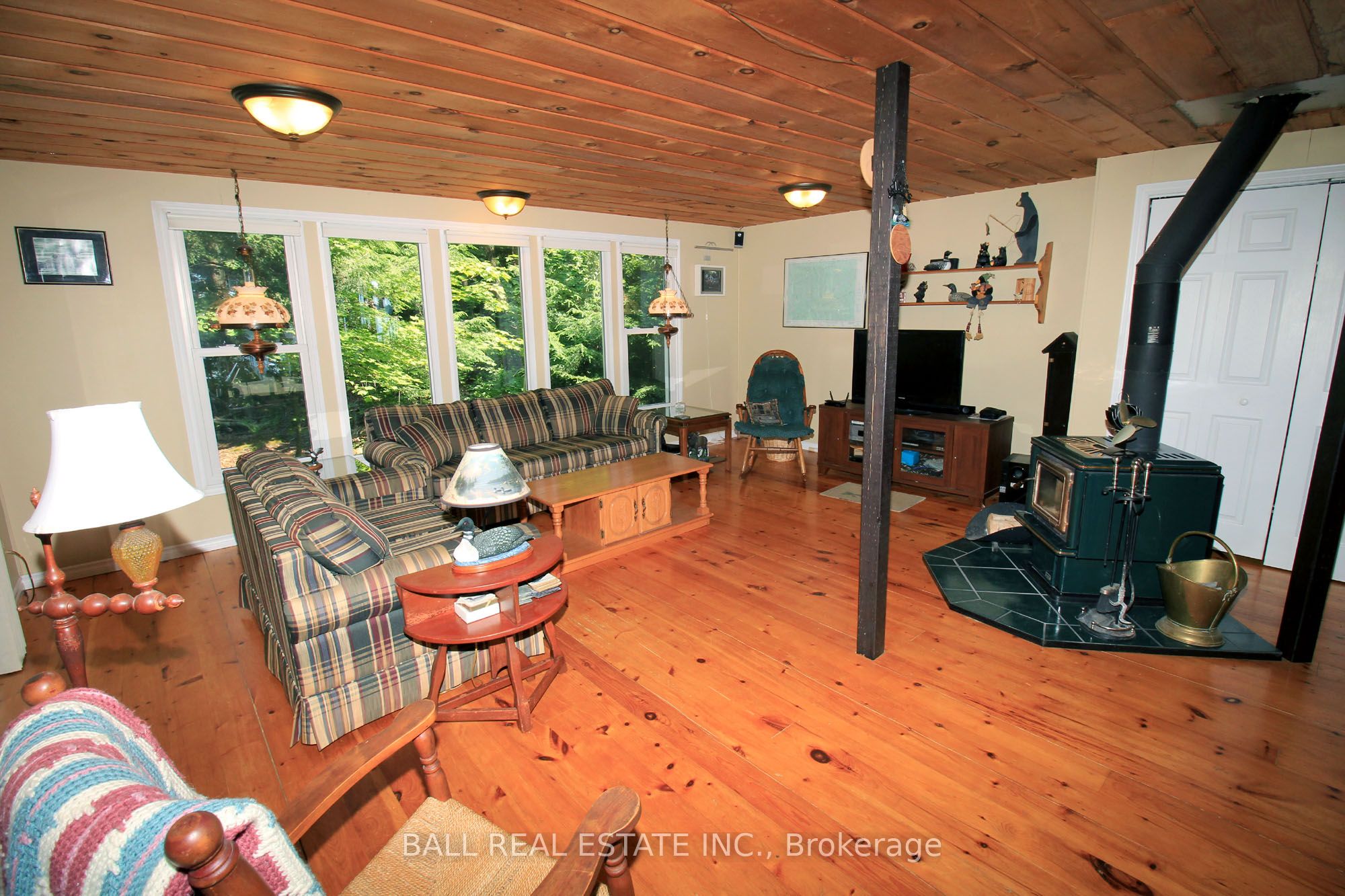 312 Limerick Lake Property Photo 8