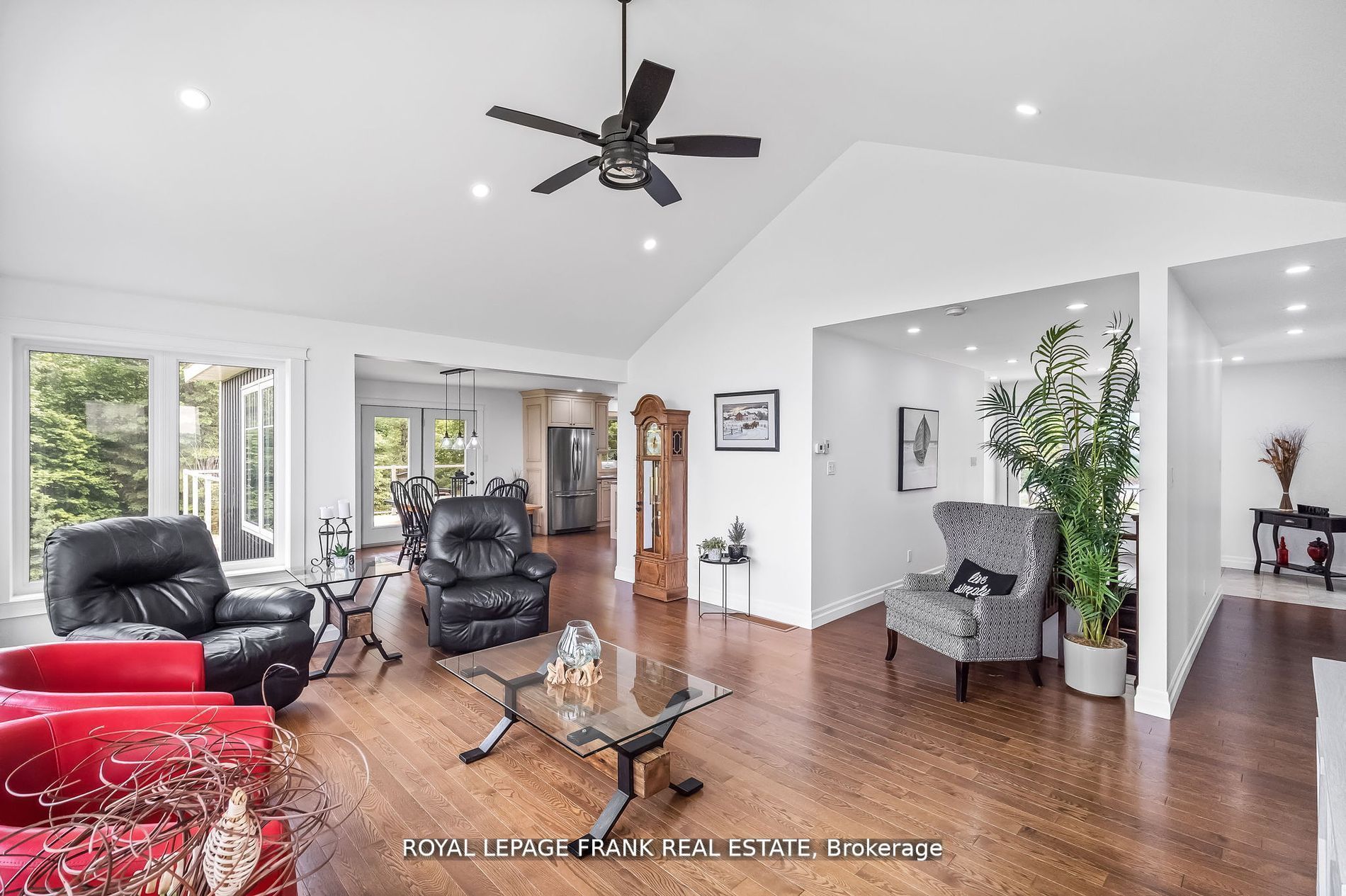 370 Detlor Road Property Photo 10