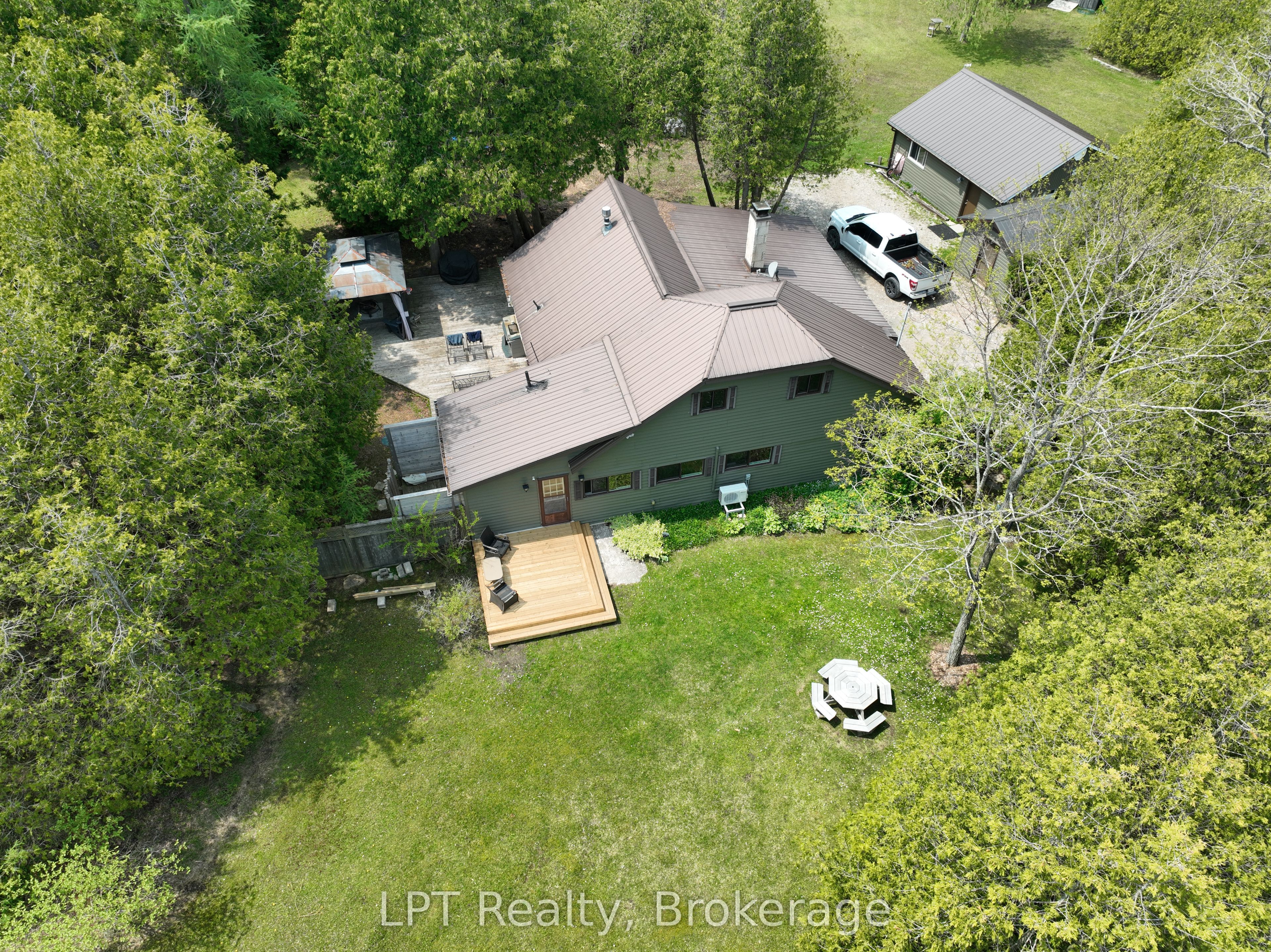 21 Tyson Lane Property Photo 40