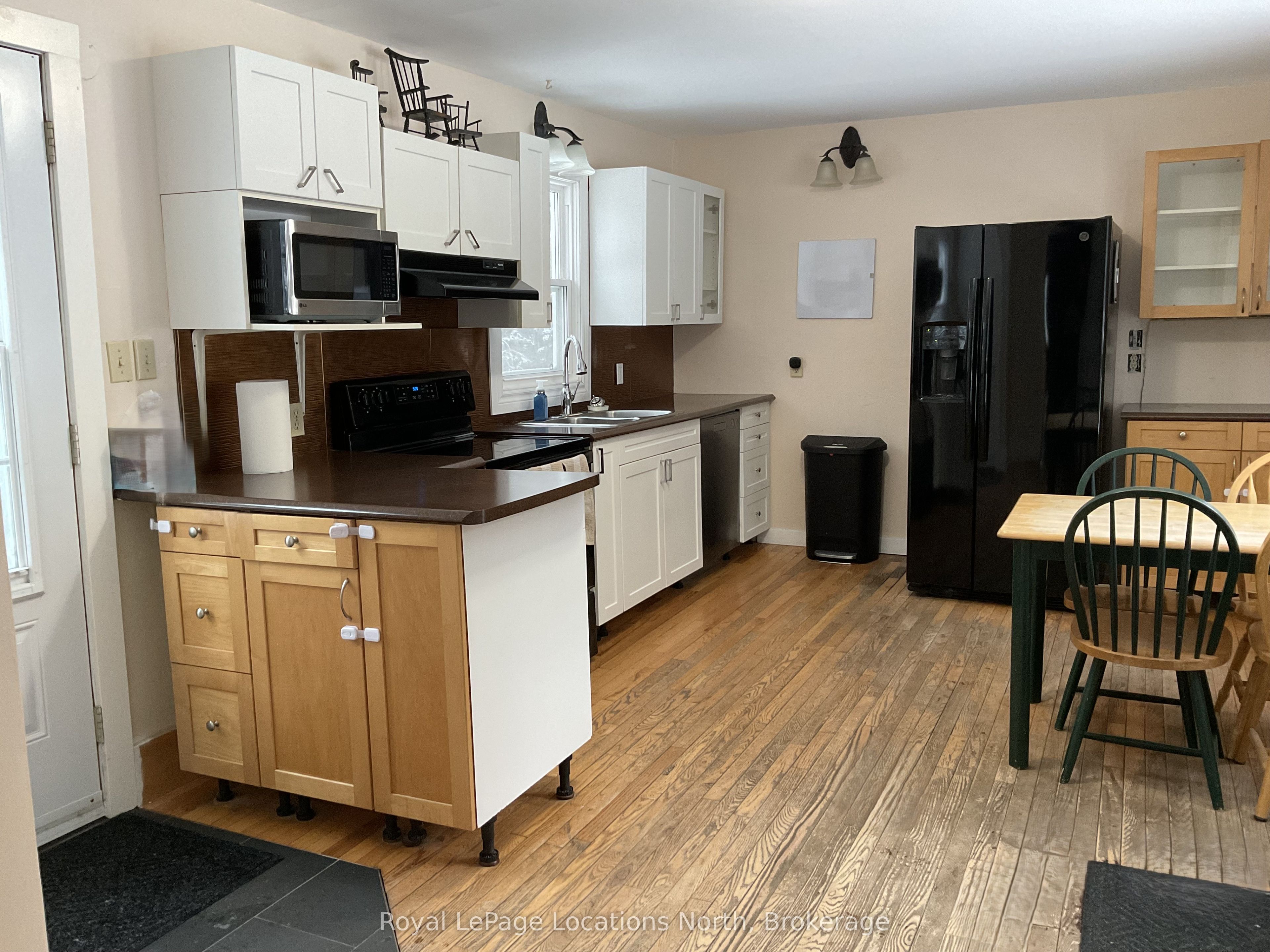 205 First Avenue Property Photo 18