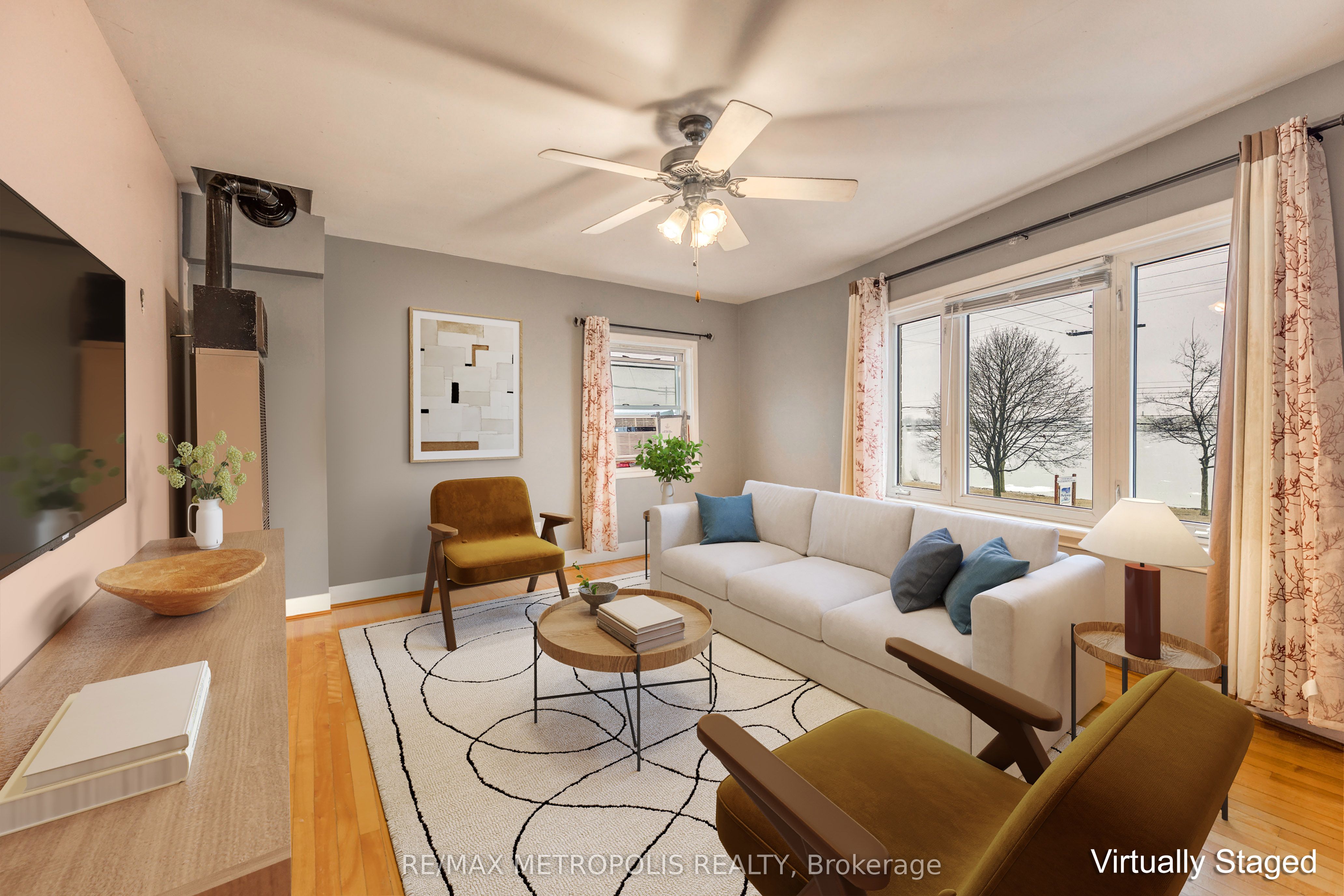 1548 St. Clair Parkway #1 Upper Property Photo 8