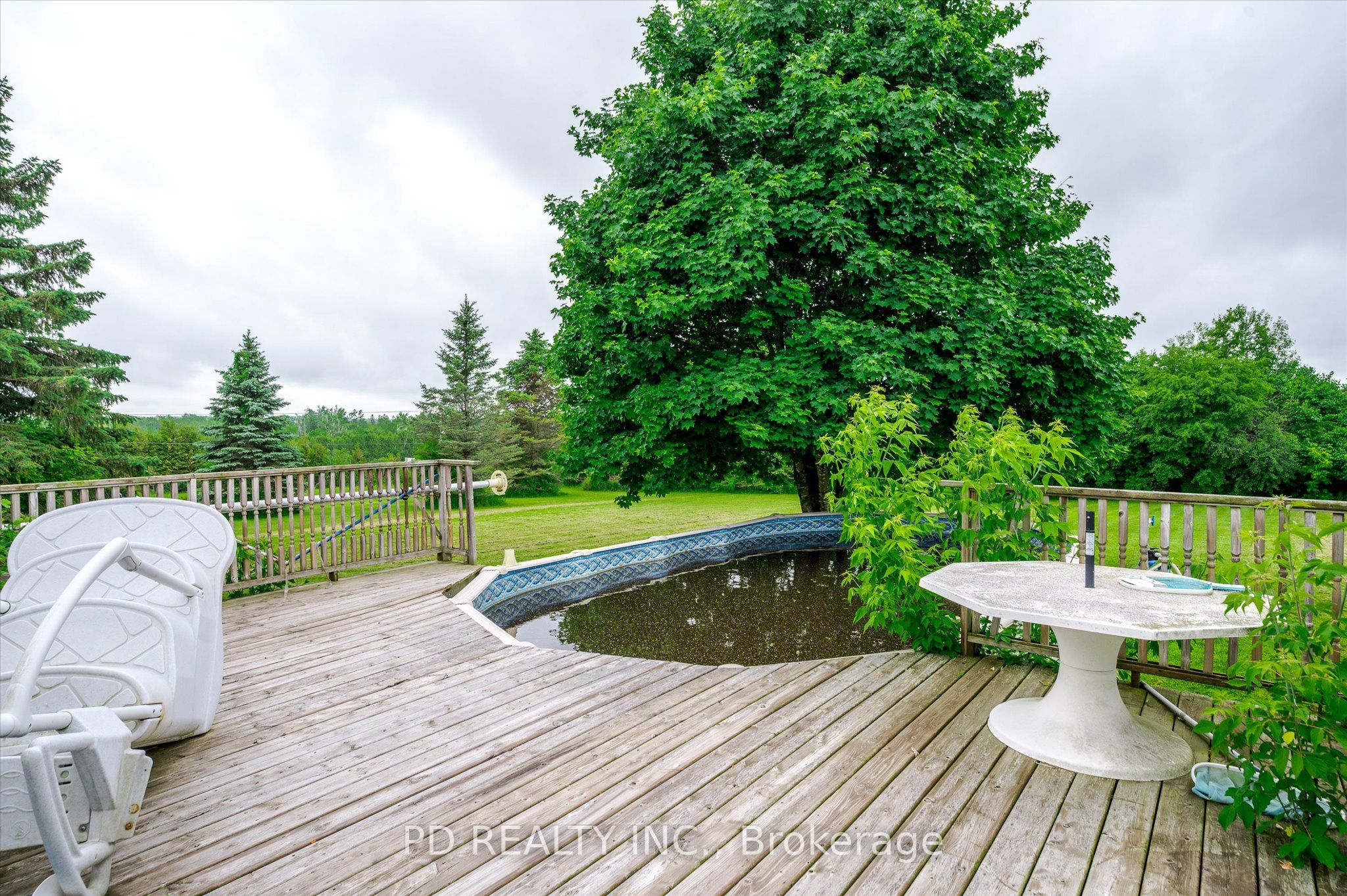 4925 Highway 7 Property Photo 6