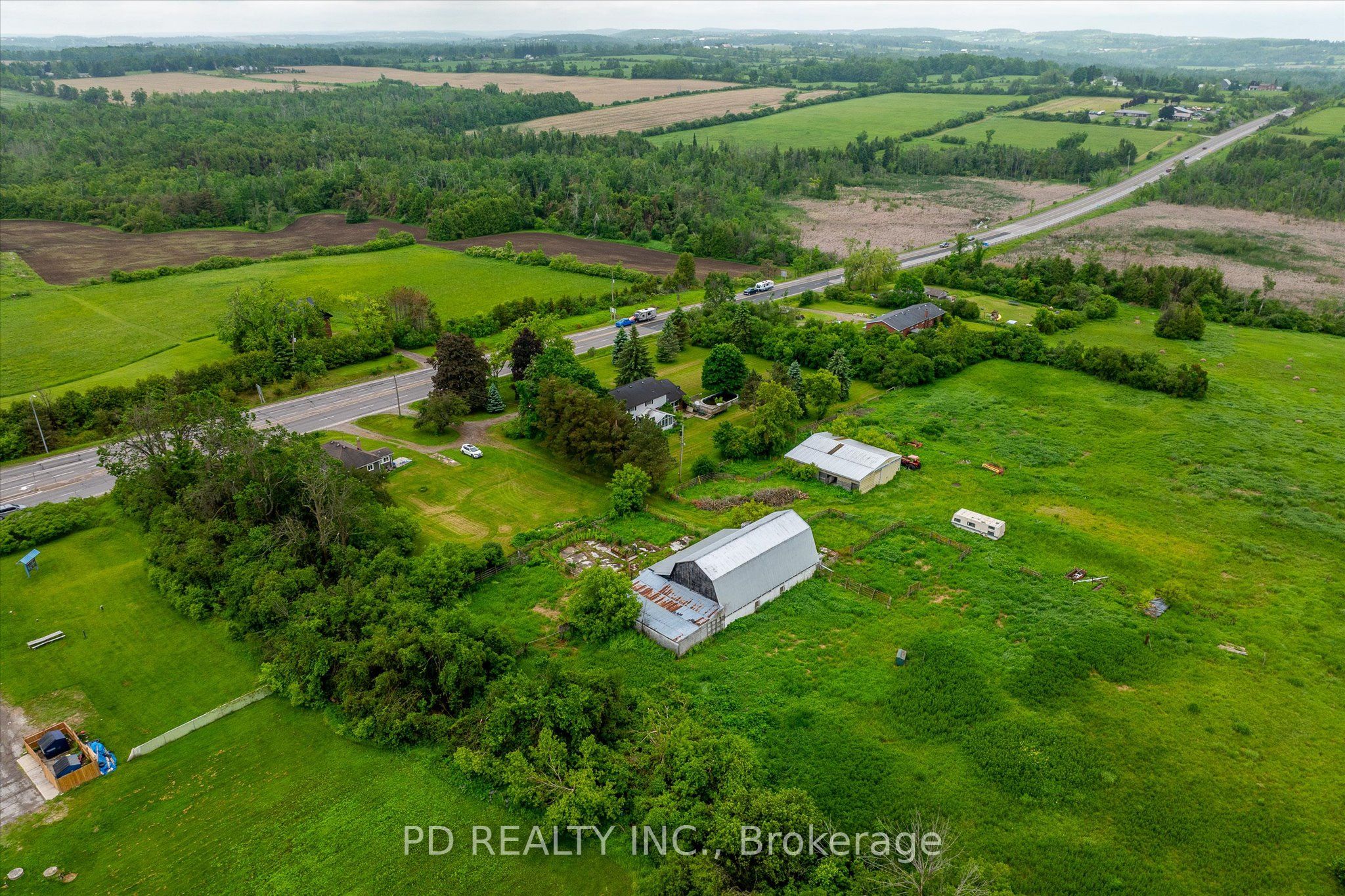 4925 Highway 7 Property Photo 14