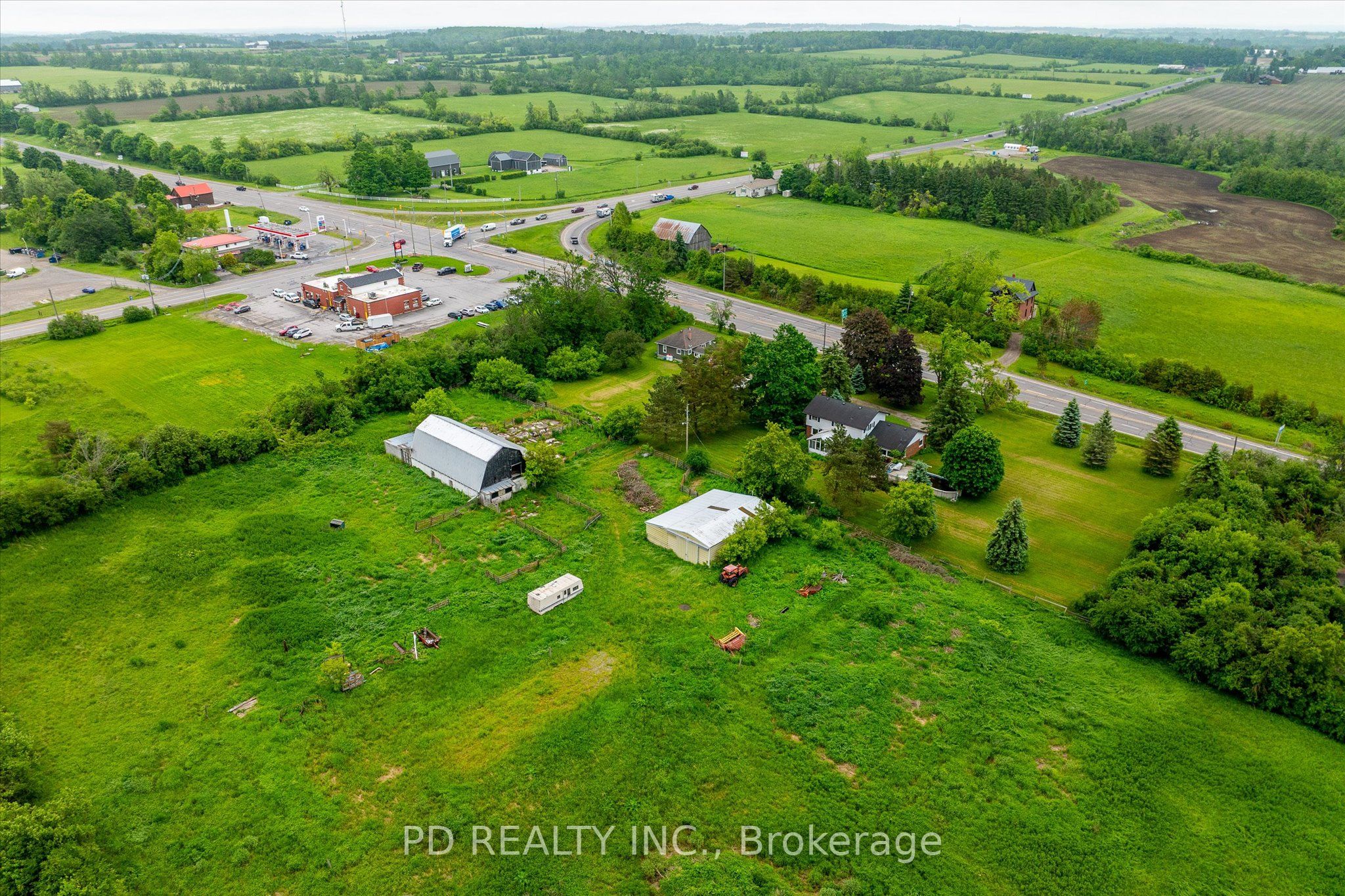 4925 Highway 7 Property Photo 16