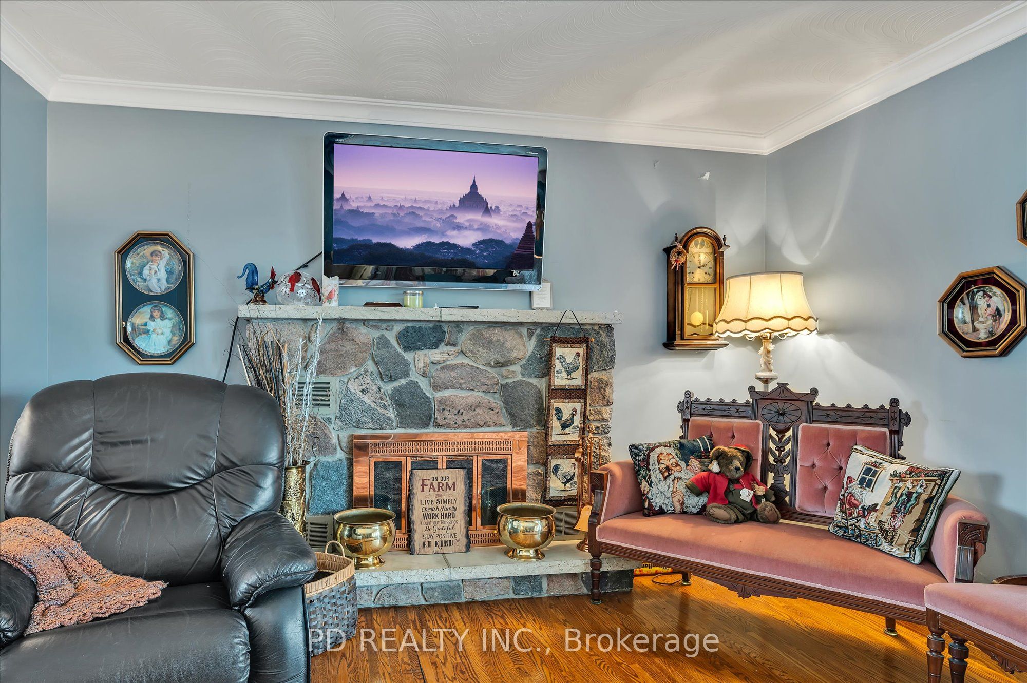 4925 Highway 7 Property Photo 26