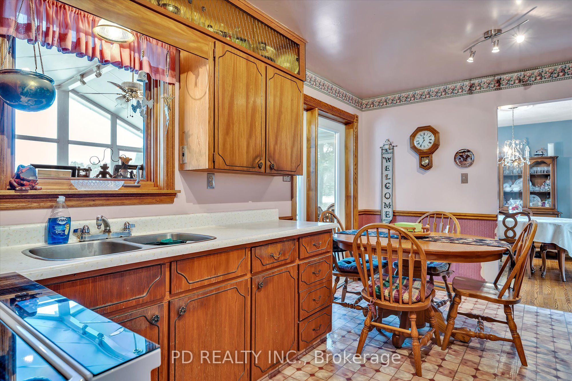 4925 Highway 7 Property Photo 33