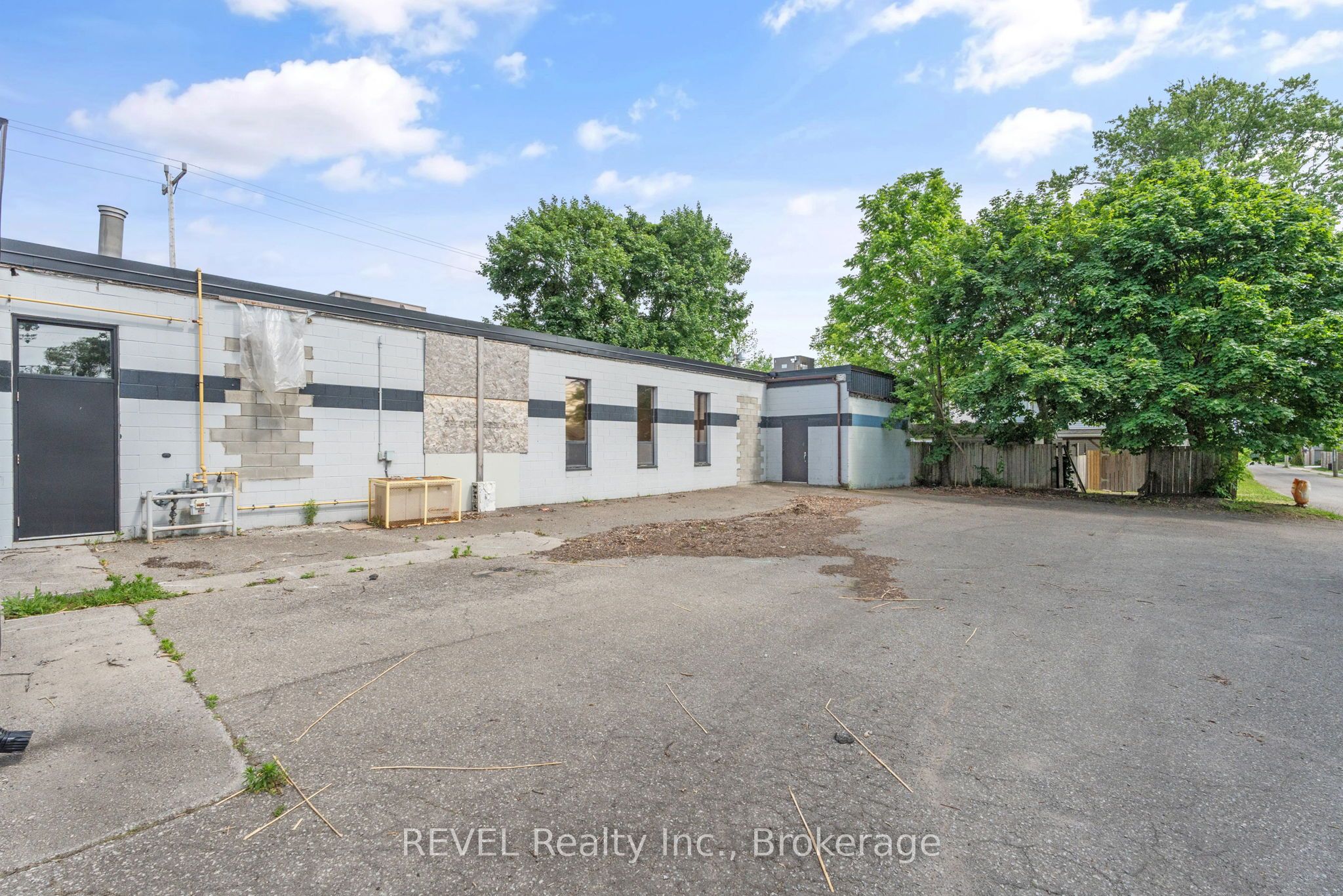 271 Ridgeway Road Property Photo 13
