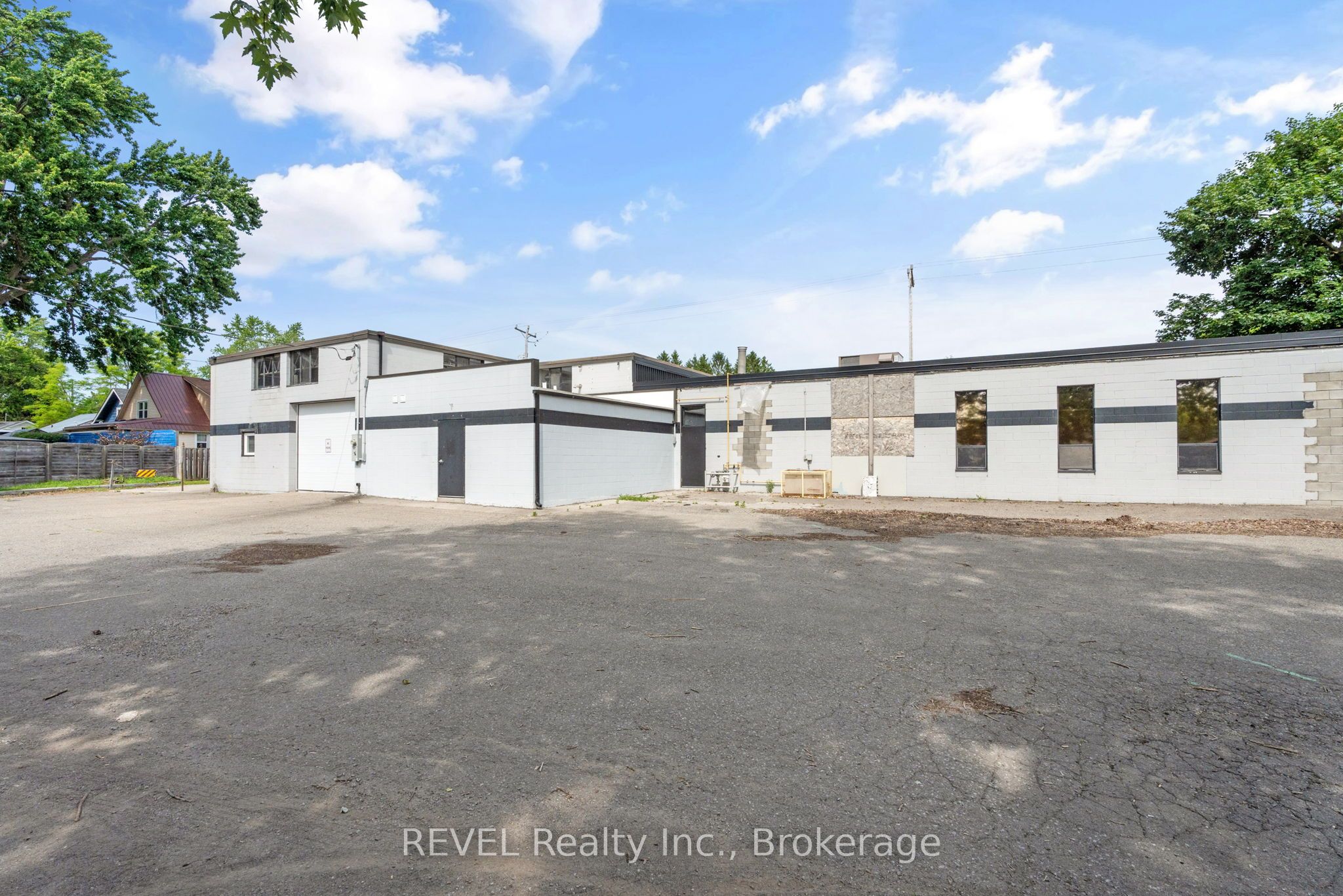 271 Ridgeway Road Property Photo 16