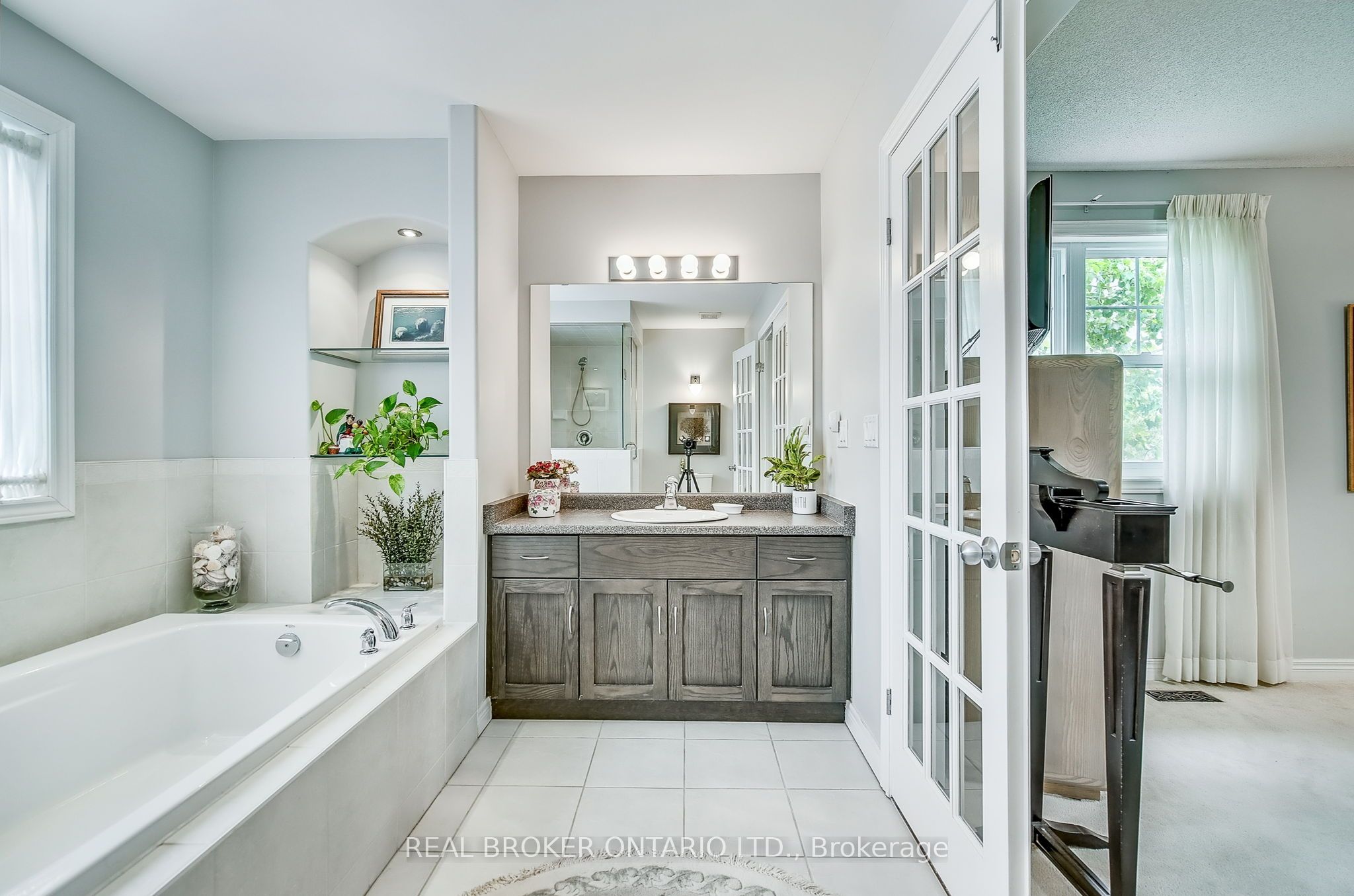 5 Liddycoat Lane Property Photo 25