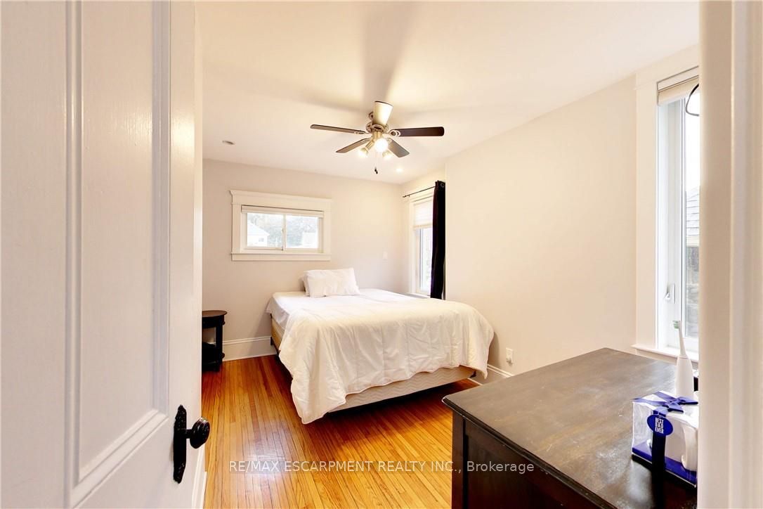 122 Forsyth Street East #1 Property Photo 3