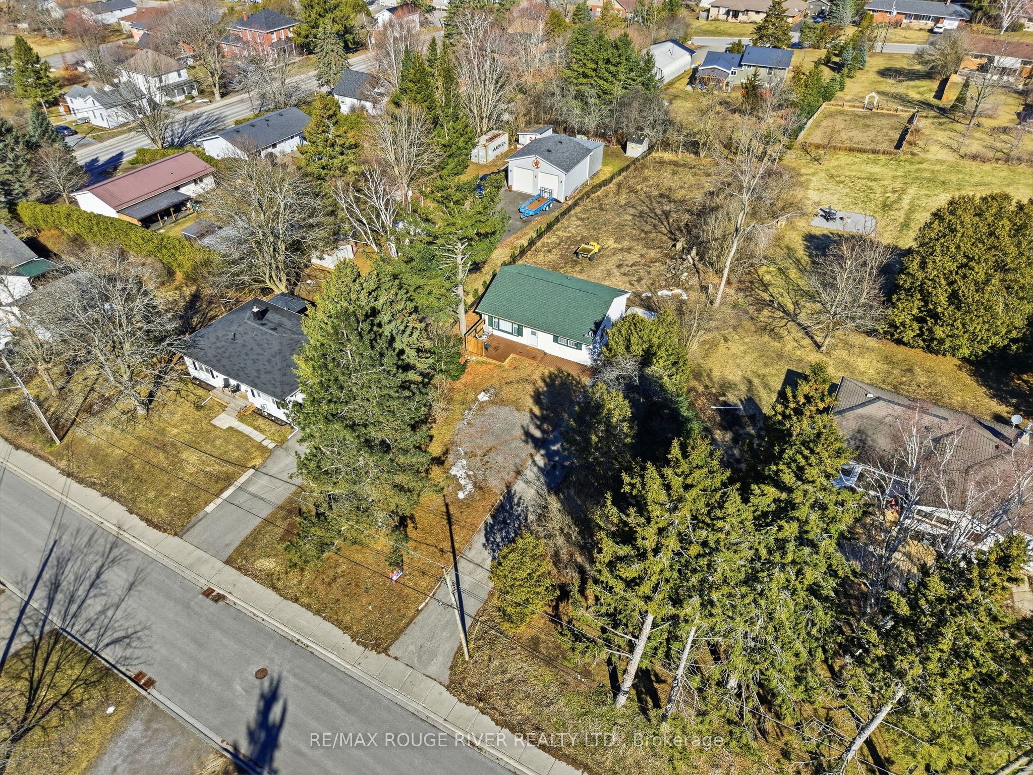 9 Cedar Street Property Photo 4