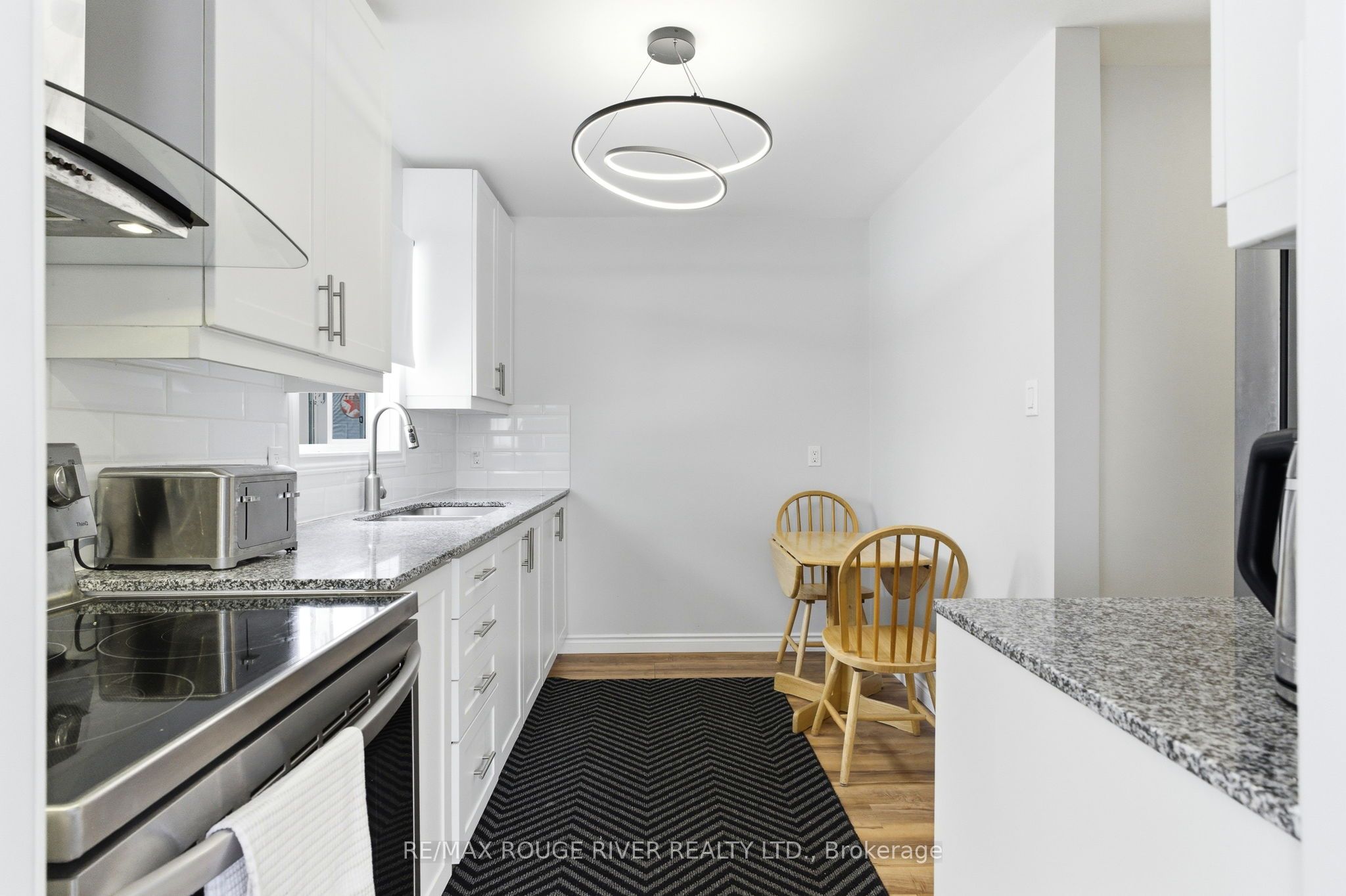 9 Cedar Street Property Photo 16