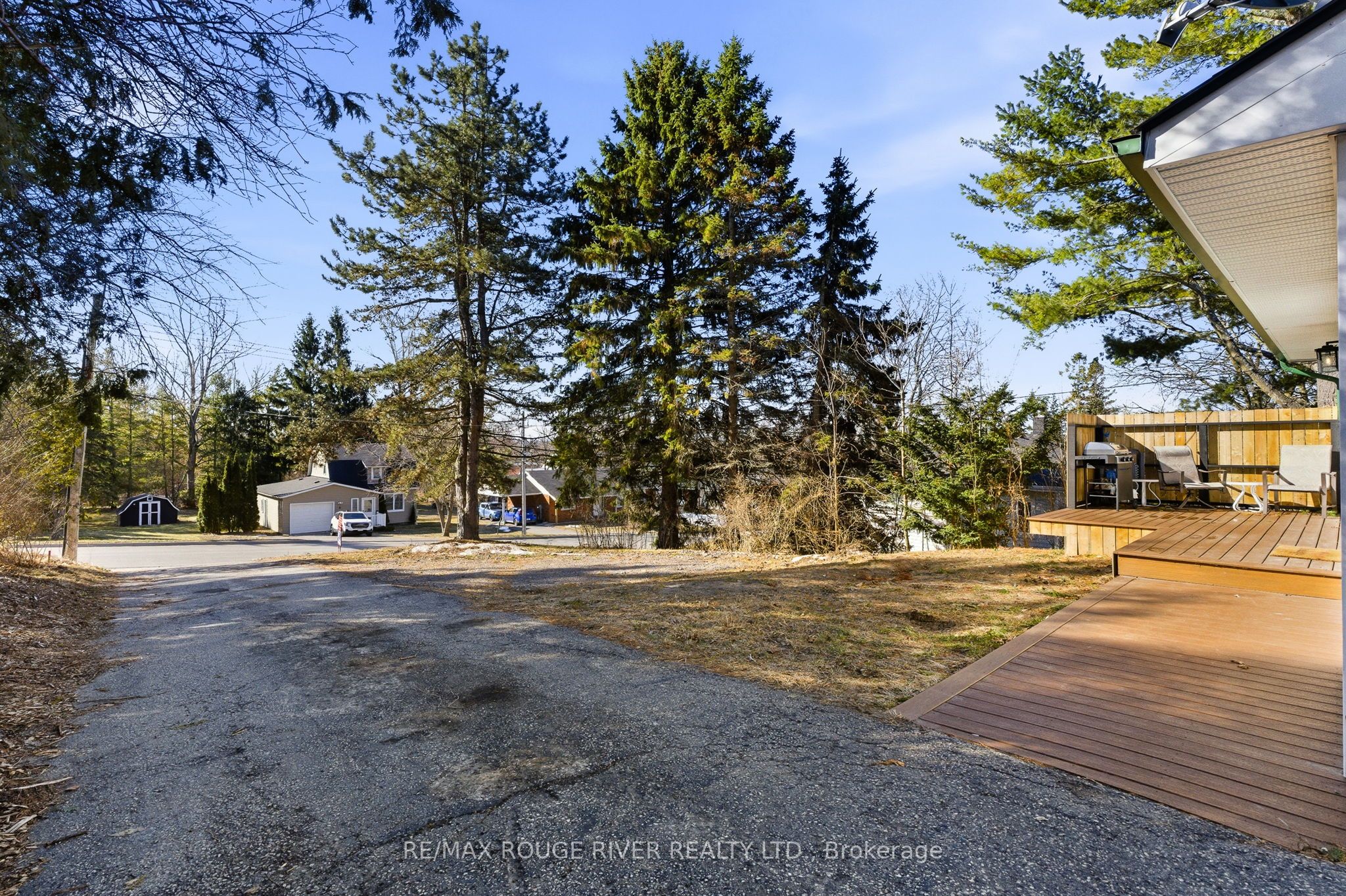 9 Cedar Street Property Photo 30