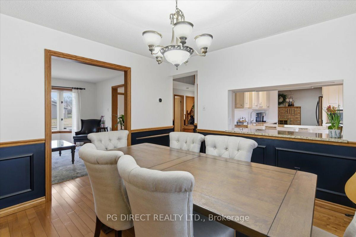 69 Tripp Boulevard Property Photo 7