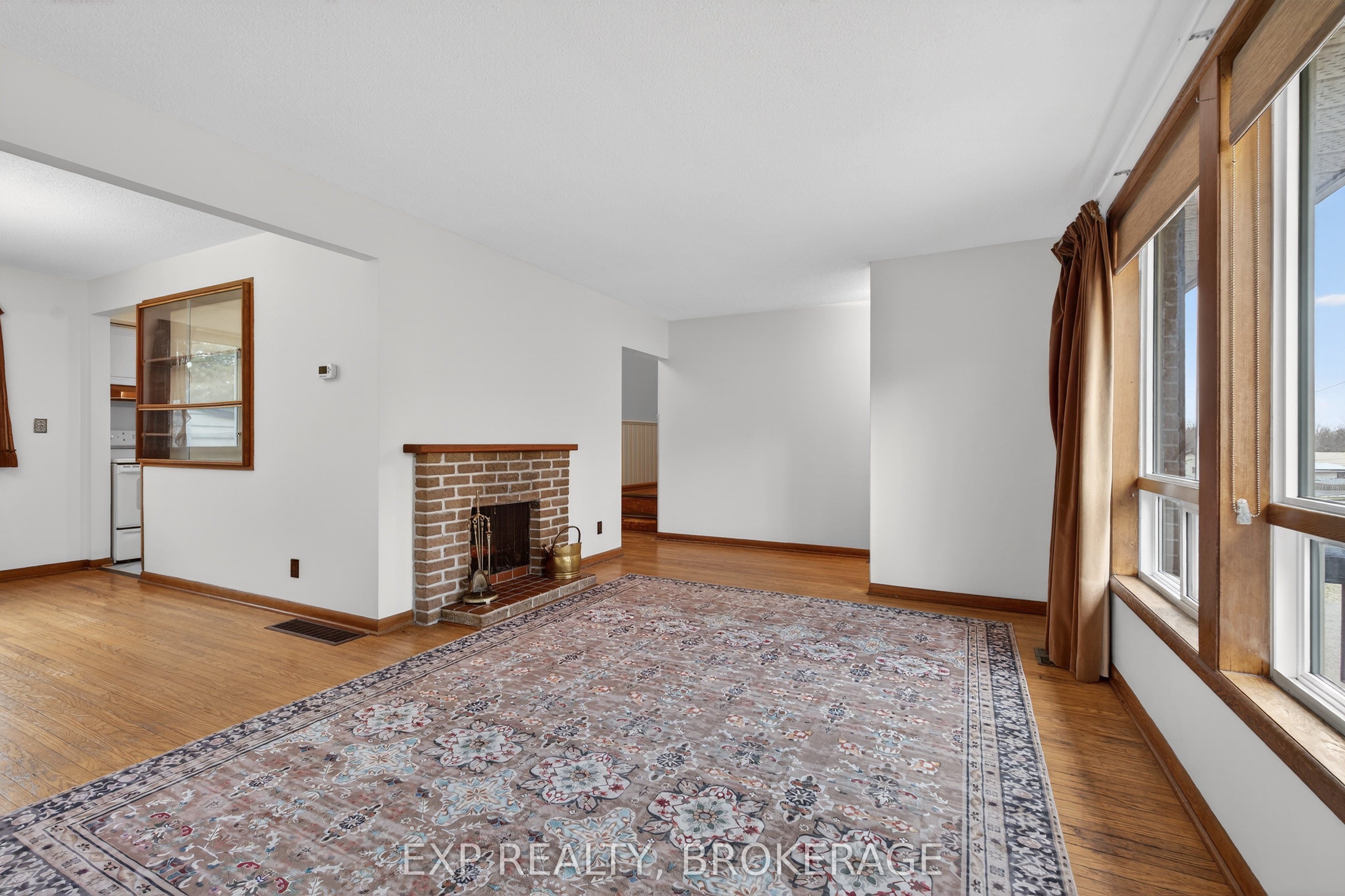 19 Convay Crescent Property Photo 8