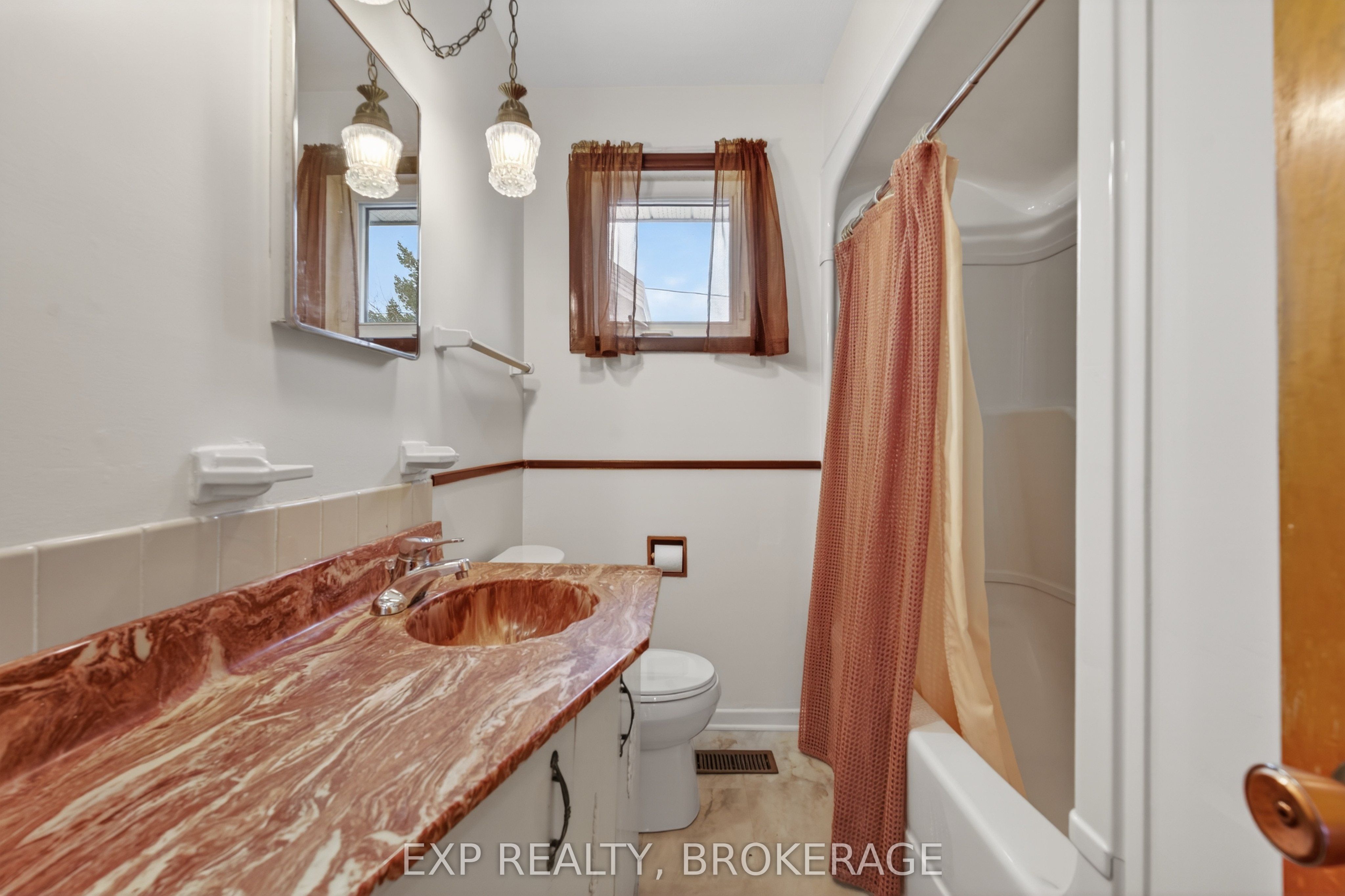 19 Convay Crescent Property Photo 19