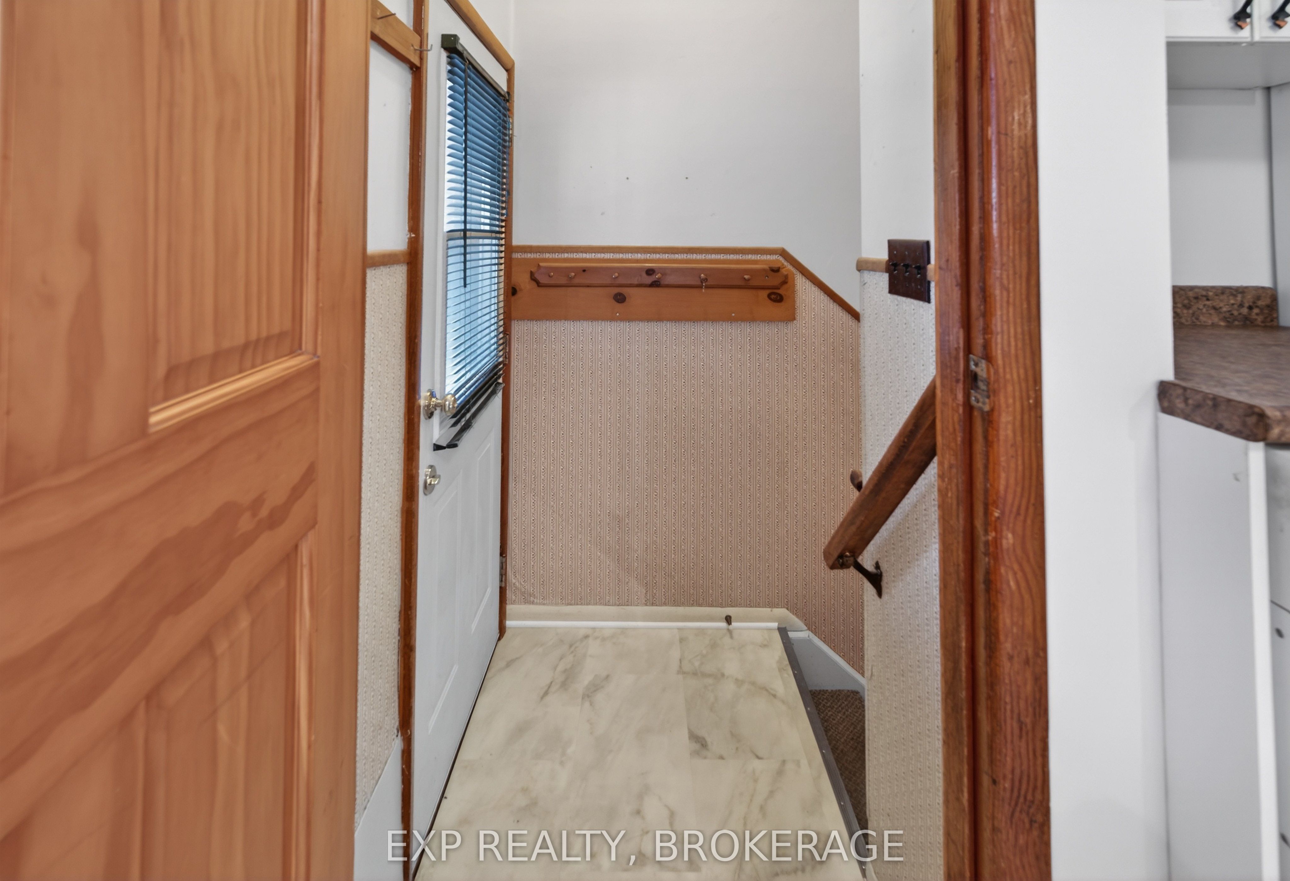19 Convay Crescent Property Photo 24