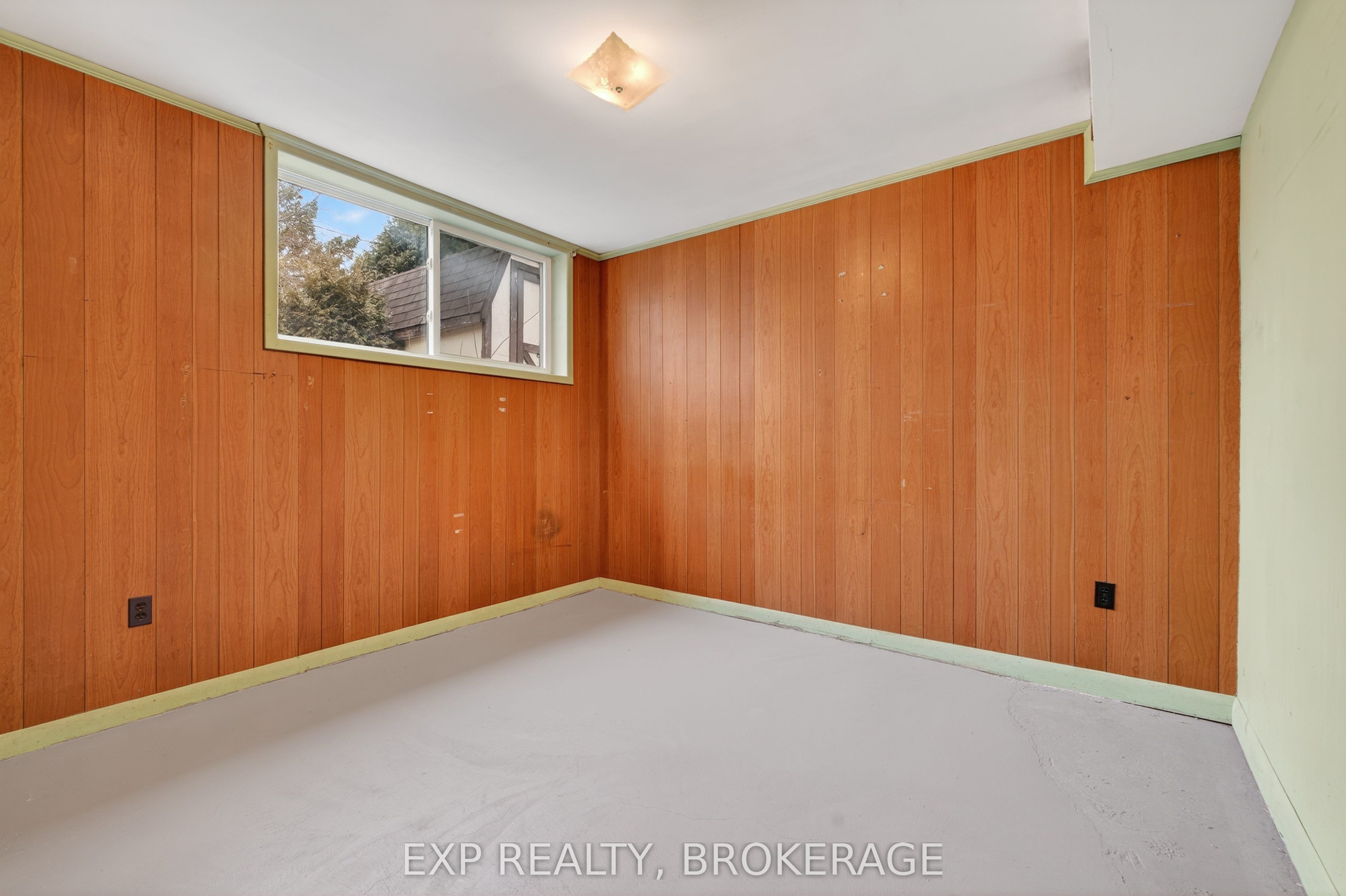 19 Convay Crescent Property Photo 31