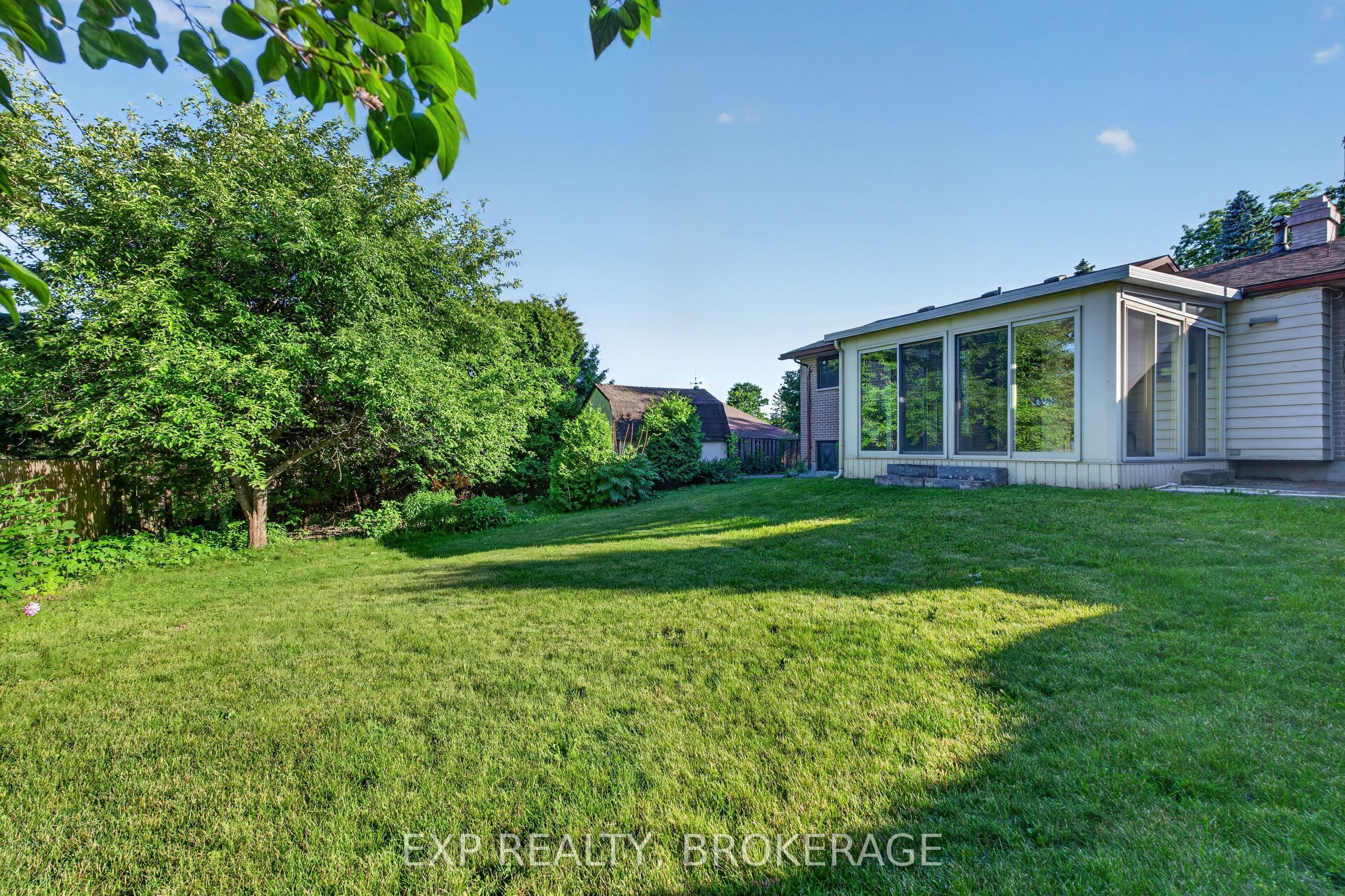 19 Convay Crescent Property Photo 40