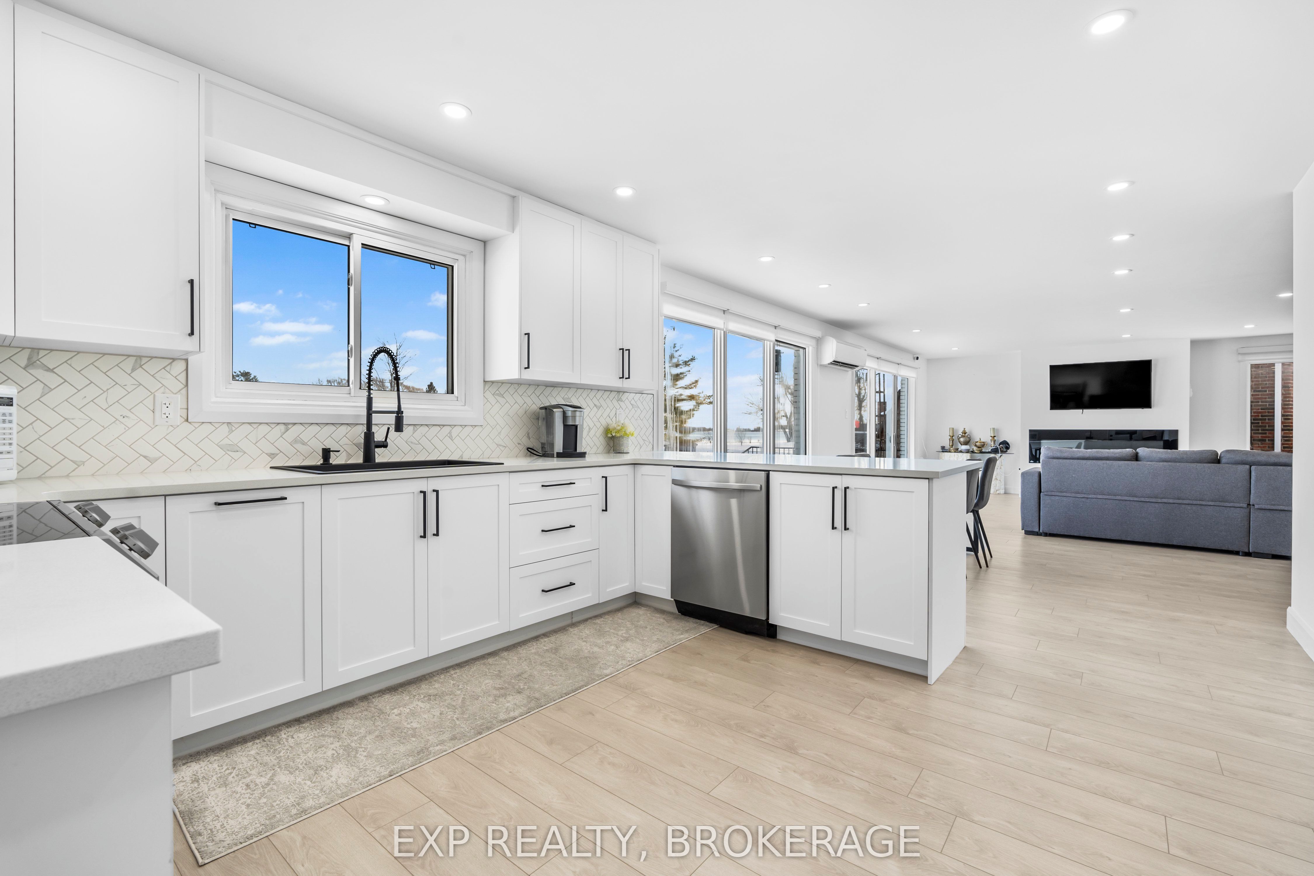 72 Willowbank Road W Property Photo 17