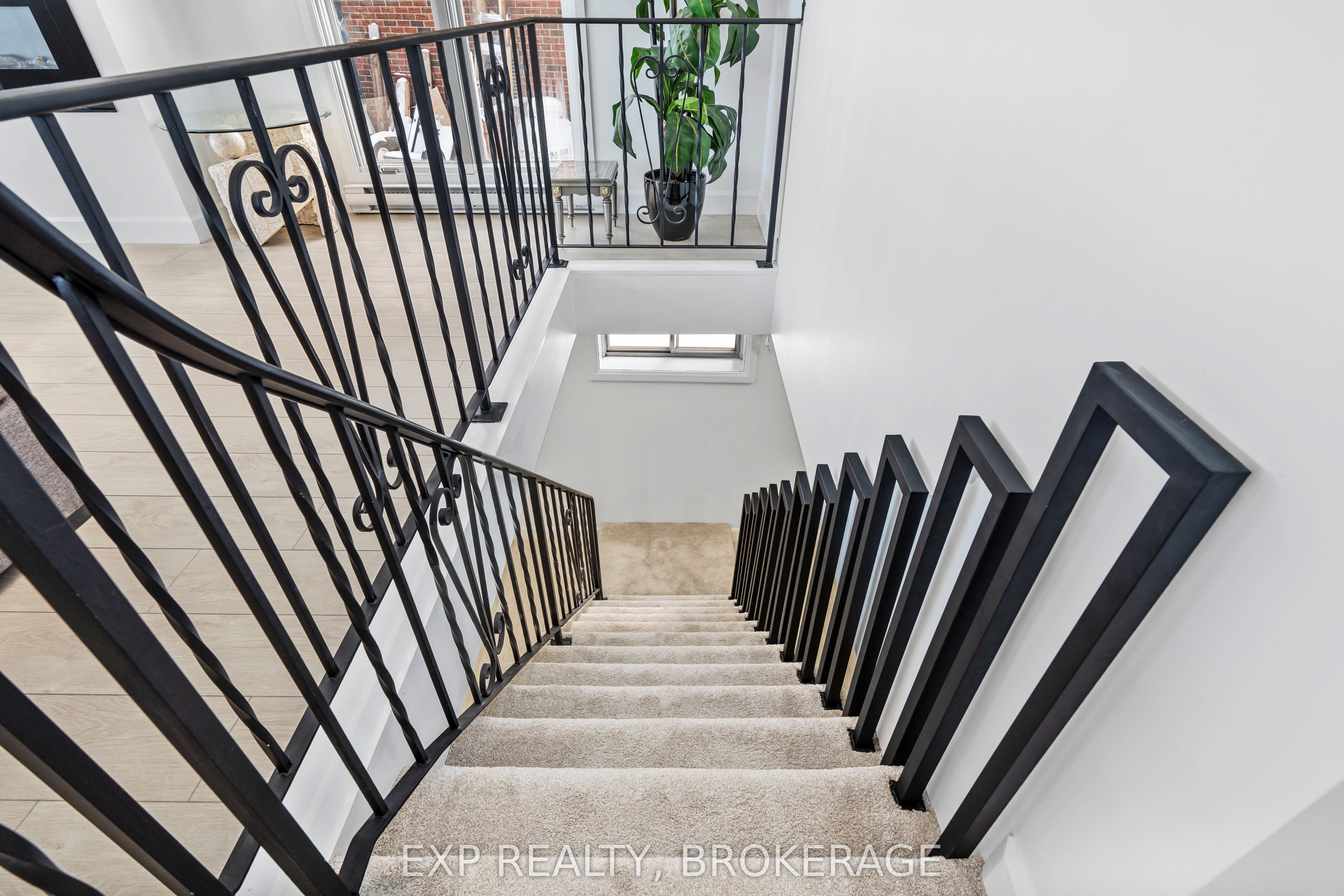 72 Willowbank Road W Property Photo 27